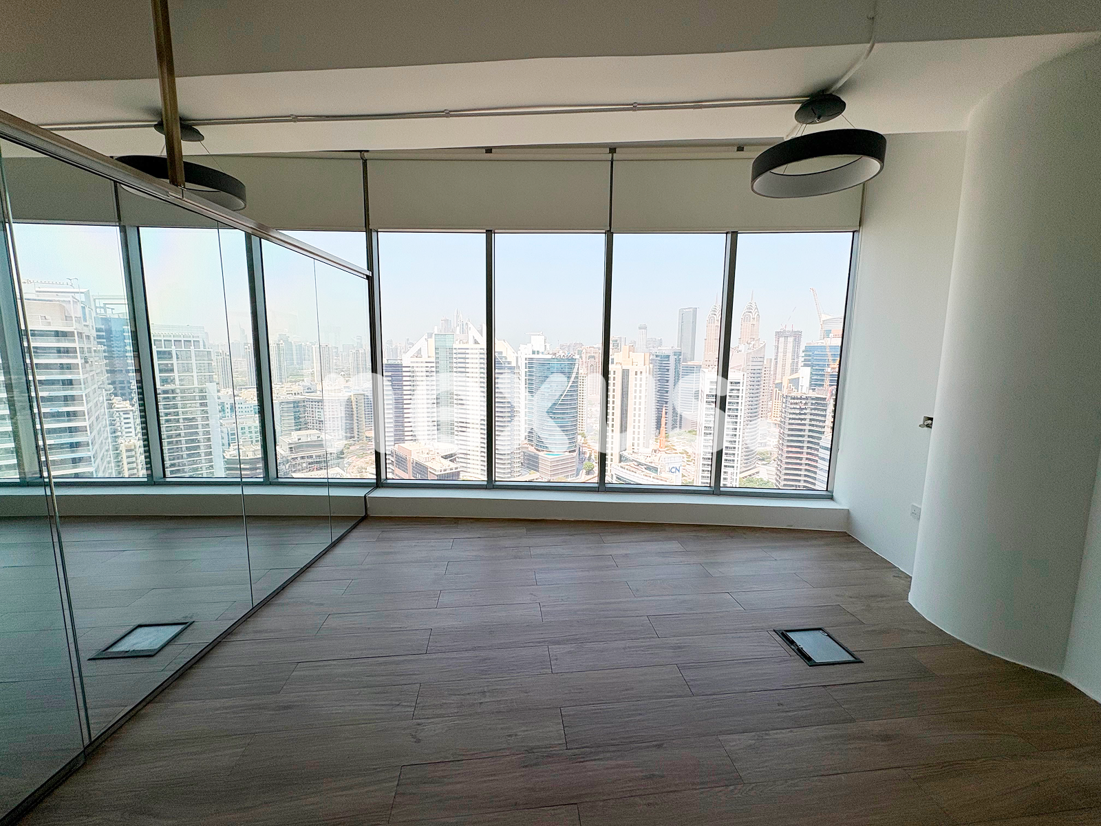 COMMUNITY VIEW | TENANTED | UNFURNISHED