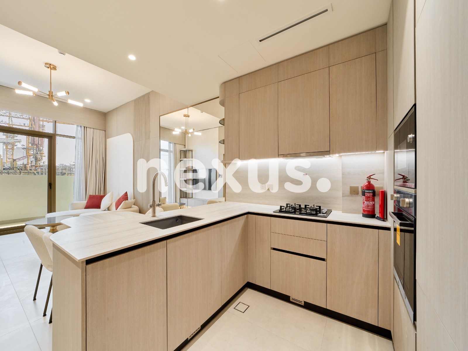EXCLUSIVE | FULLY FURNISHED | VACANT ON 5 NOVEMBER