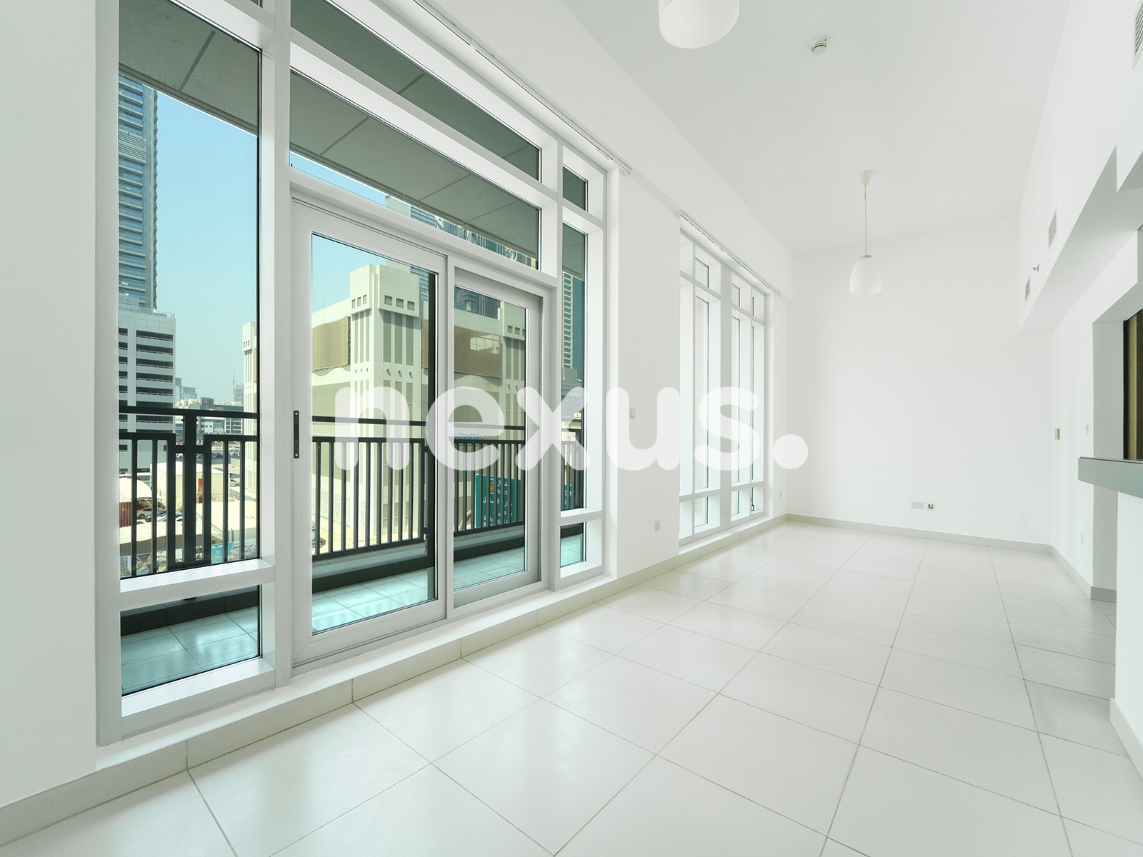 Luxury Living | Chiller Free | Prime Location