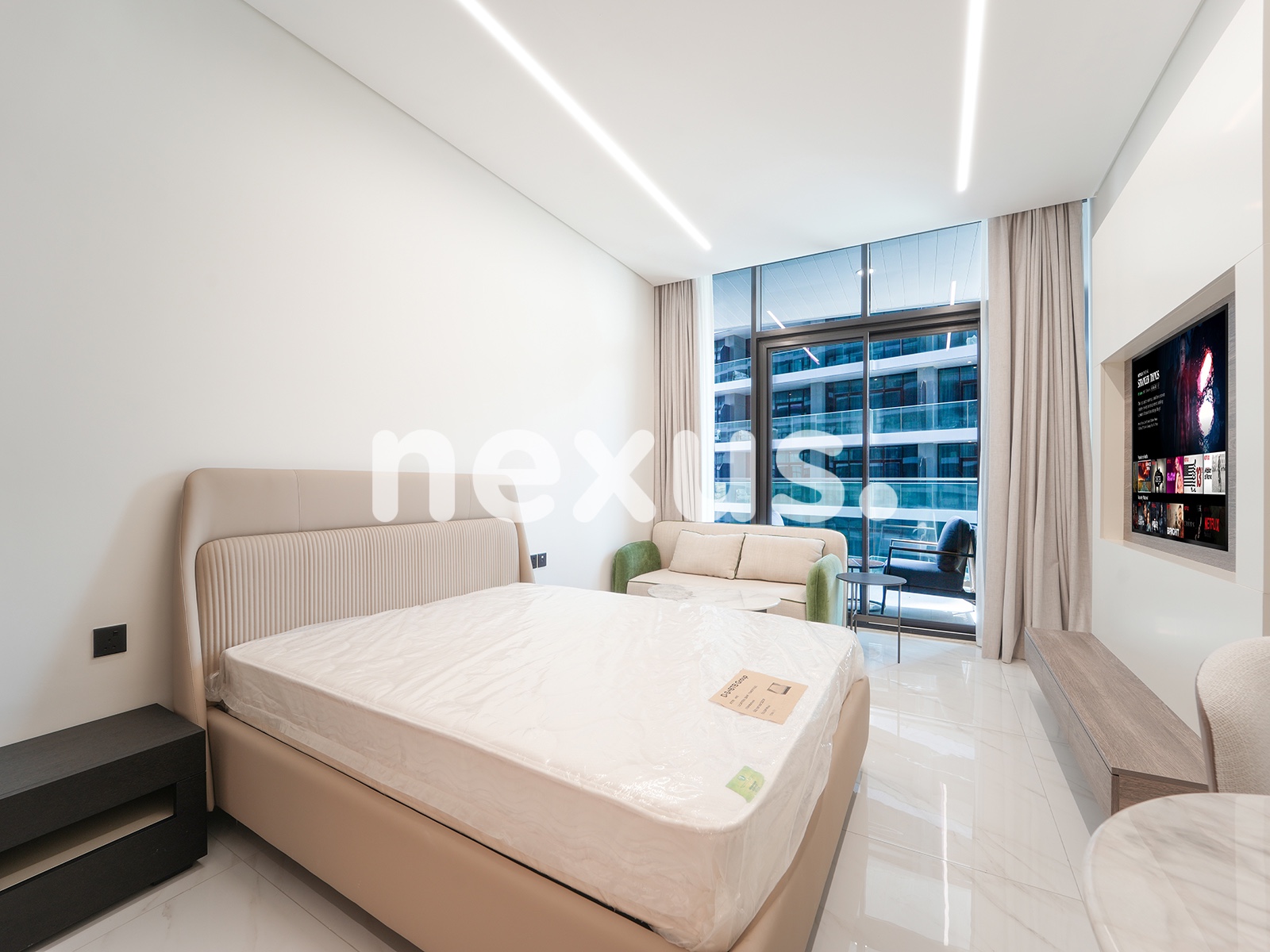 Brand New | Fully Furnished | Bright Unit | Vacant