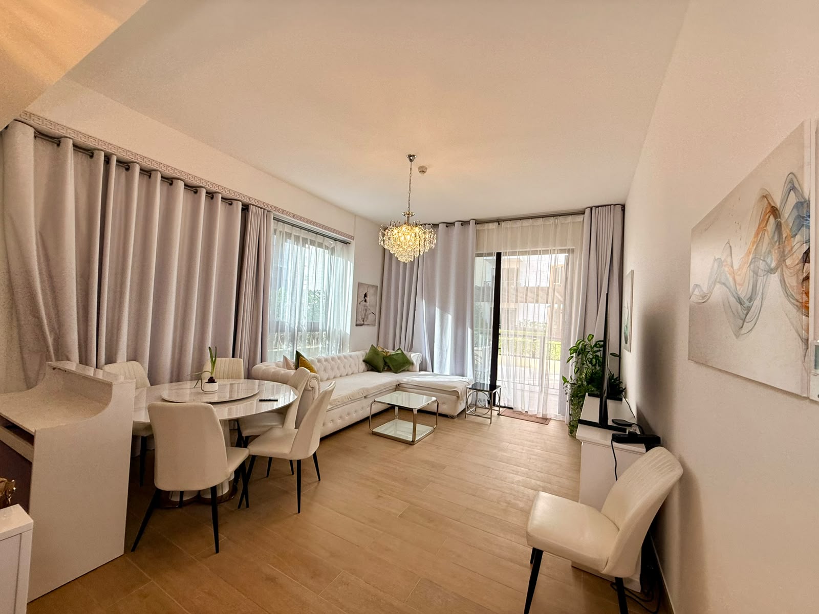 Luxury Furnishing l Amenities View l Ready to Move