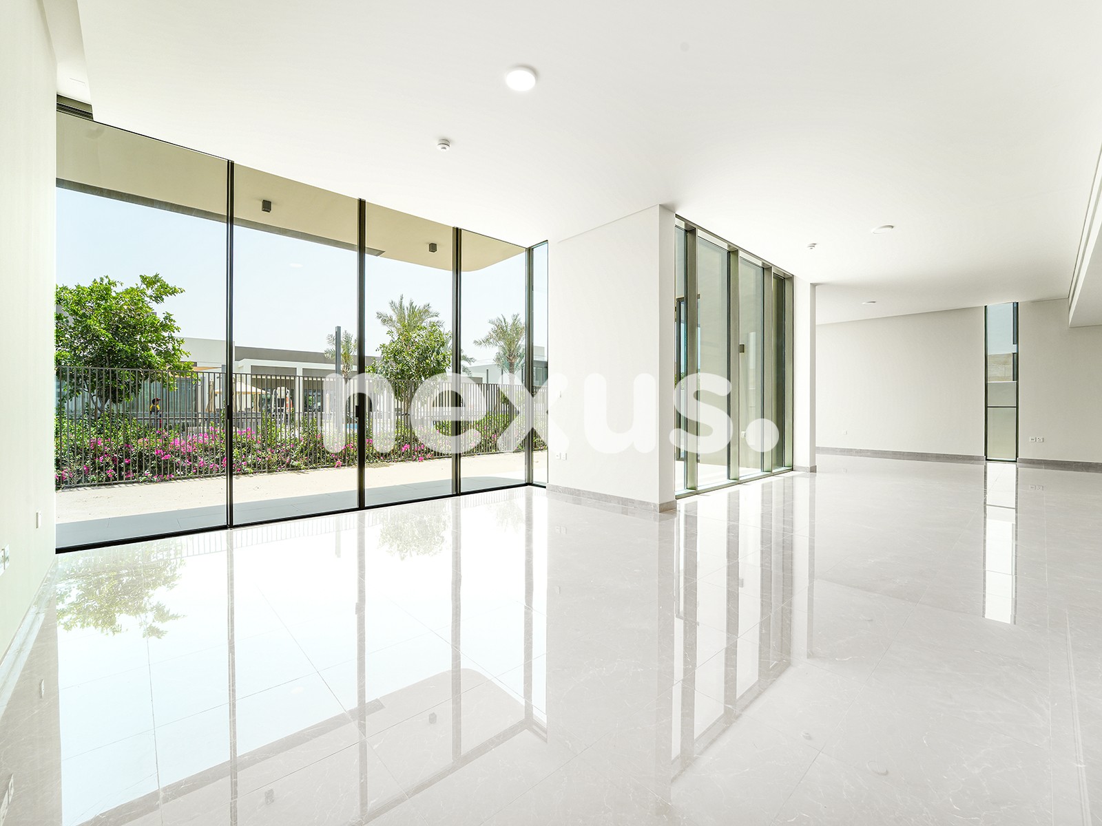 BRAND NEW VILLA | LANDSCAPED| MULTIPLE UNITS