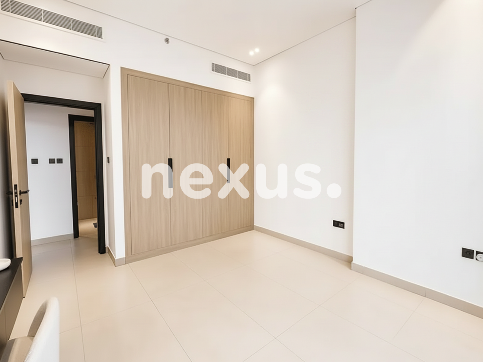 Spacious | Luxury Unit | Modern Design | Balcony