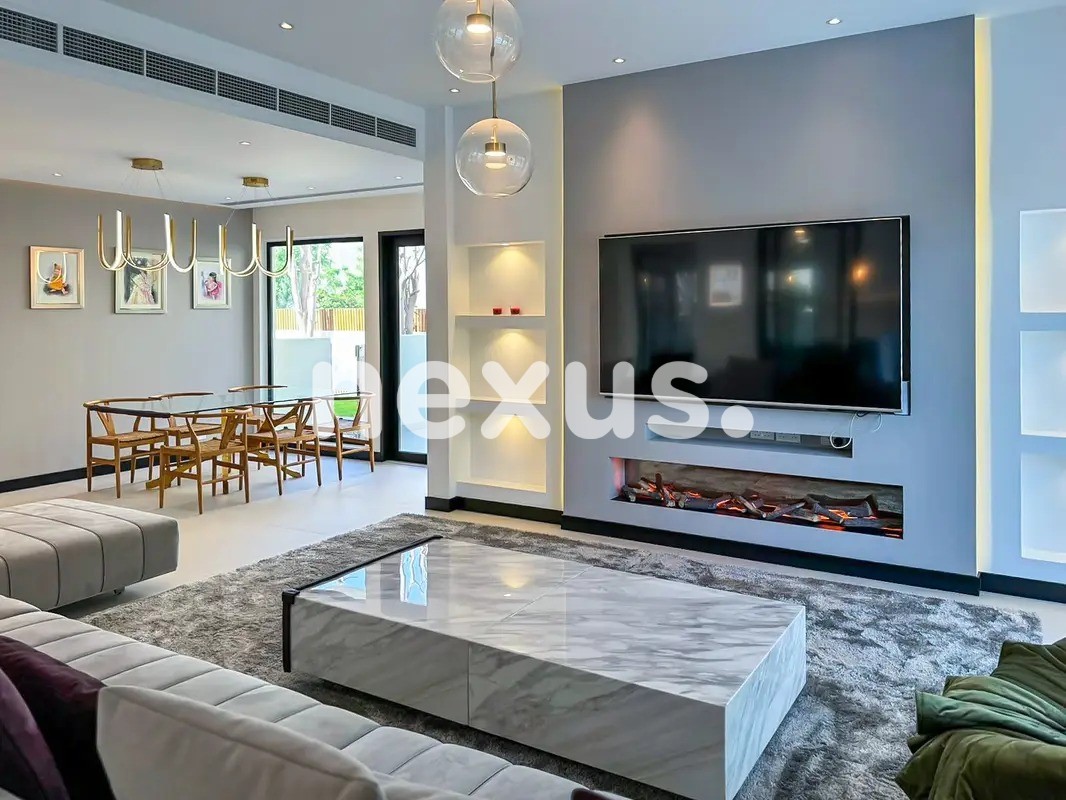 Private Pool | Upgraded | Single Row | Furnished