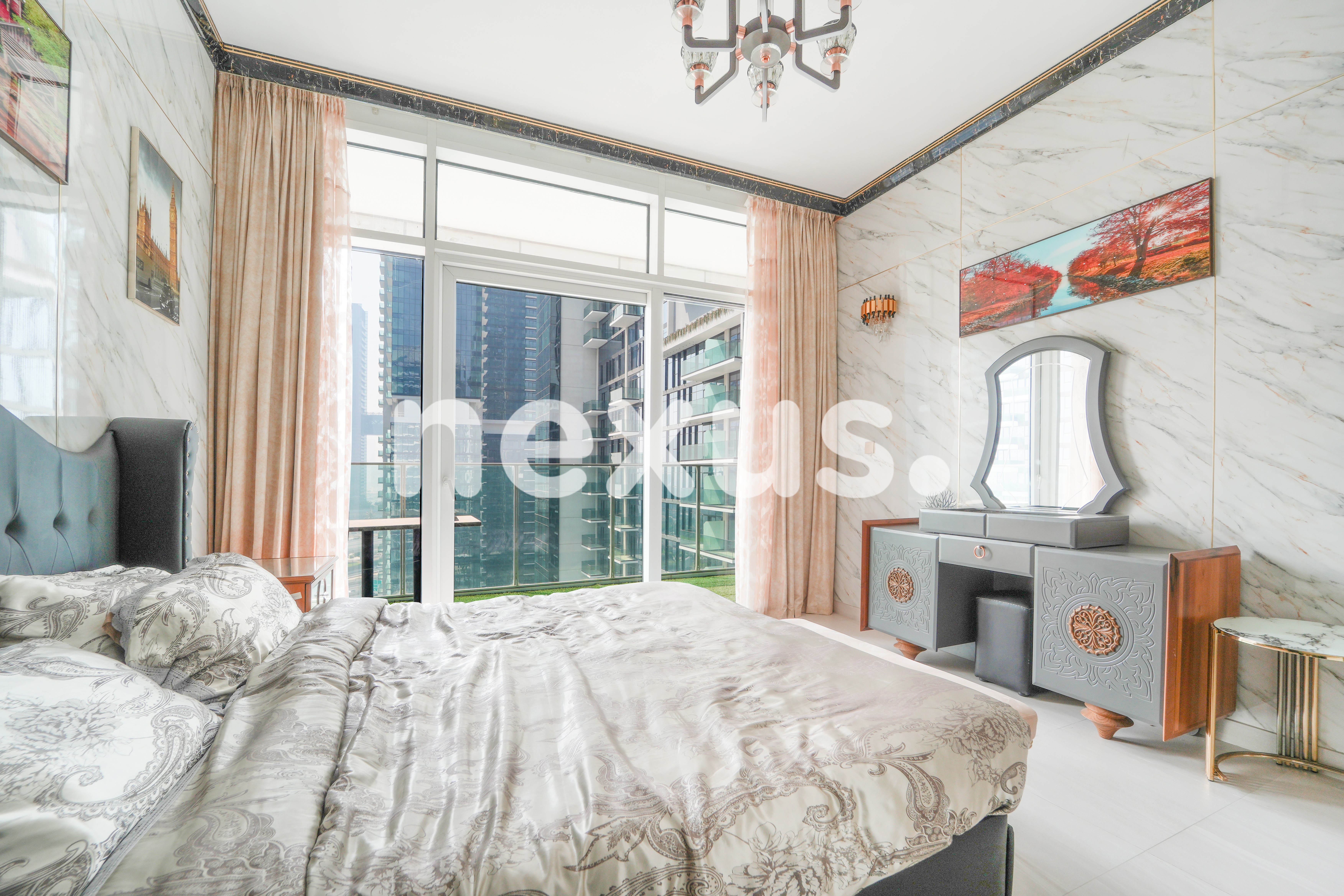 Upgraded & Vacant | Spacious Layout | High Floor