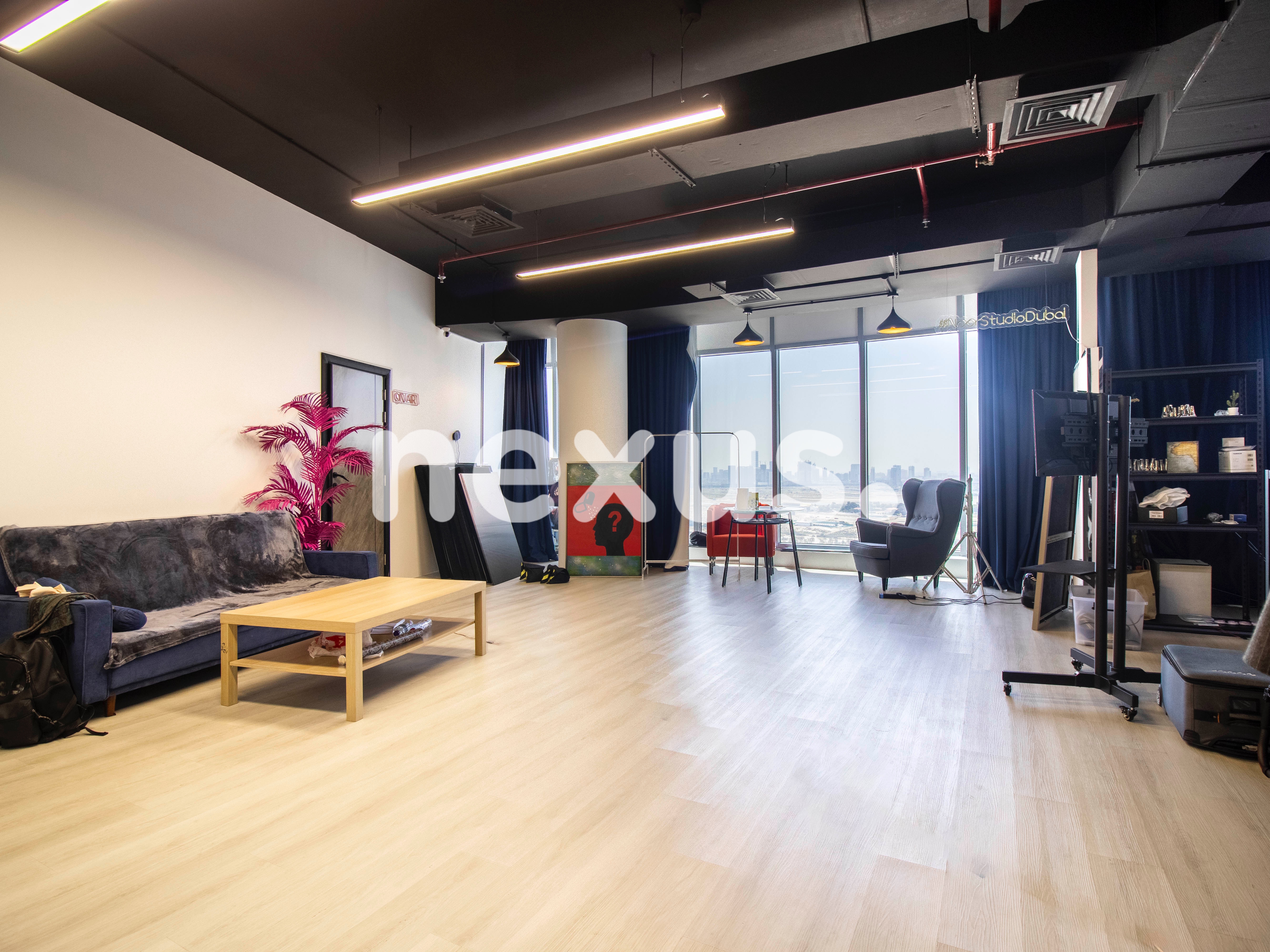 COMMUNITY VIEW | TENANTED | UNFURNISHED