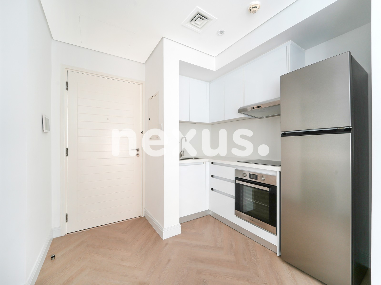 Luxury Living | Upgraded | Prime Location