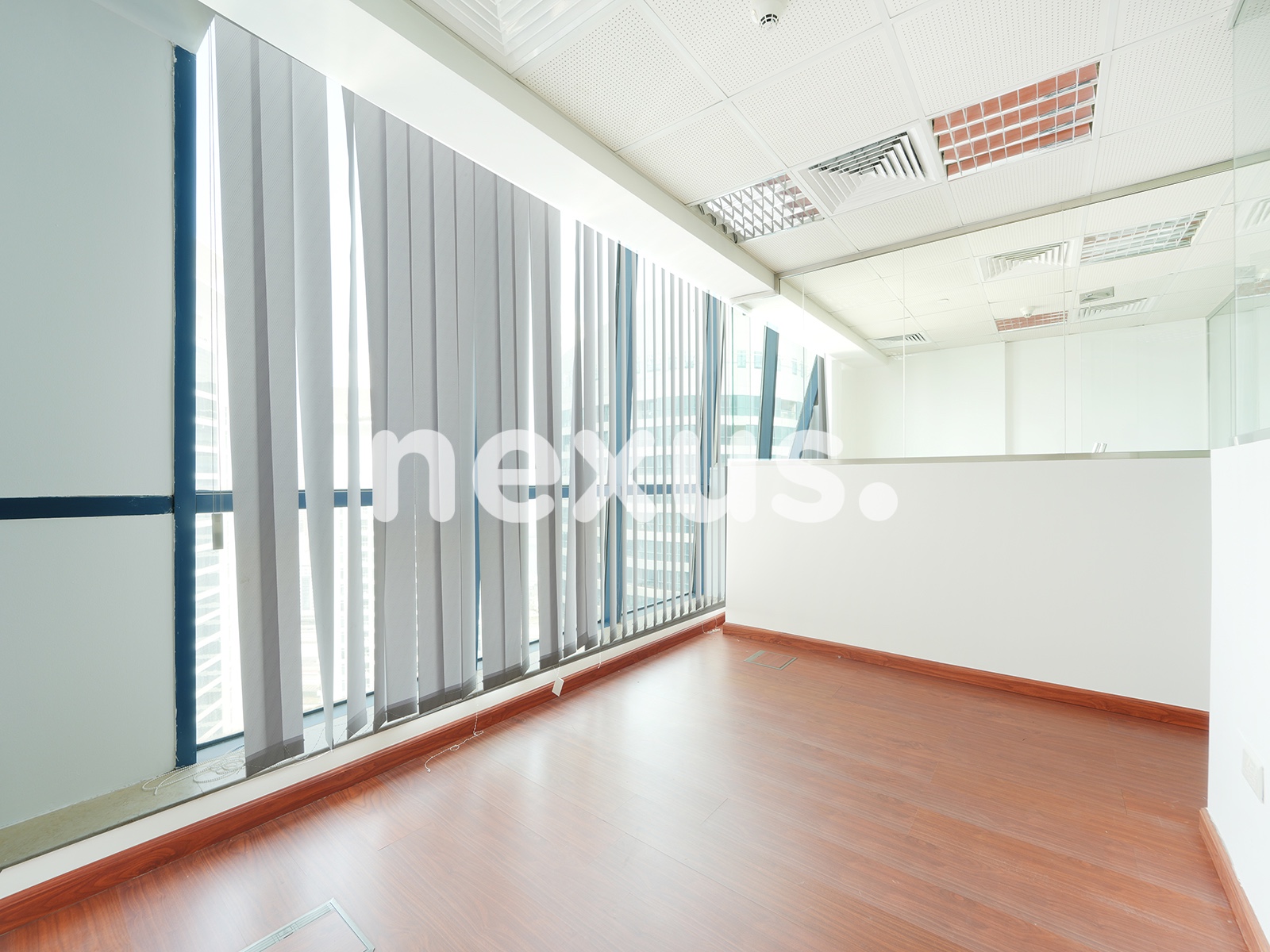 LAKE VIEW | VACANT | UNFURNISHED | HIGH FLOOR