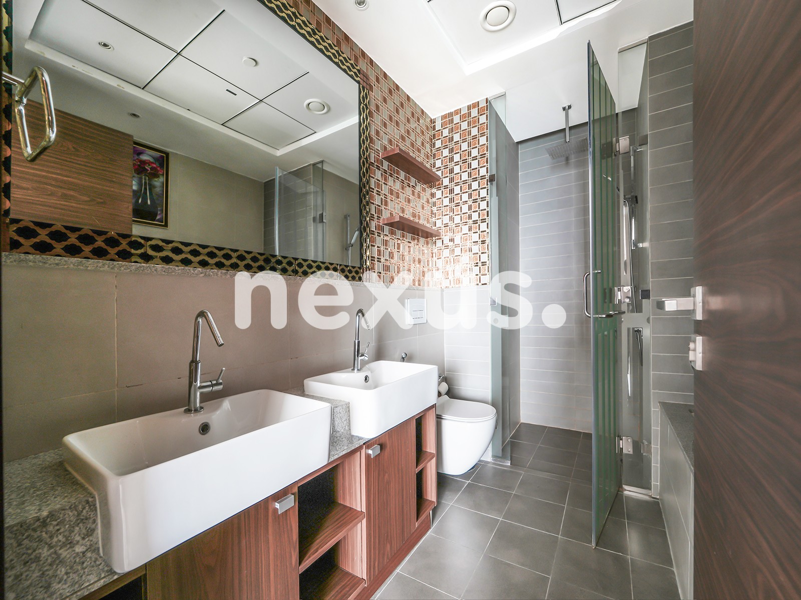 Upgraded & Vacant | Dubai Frame view | High Floor