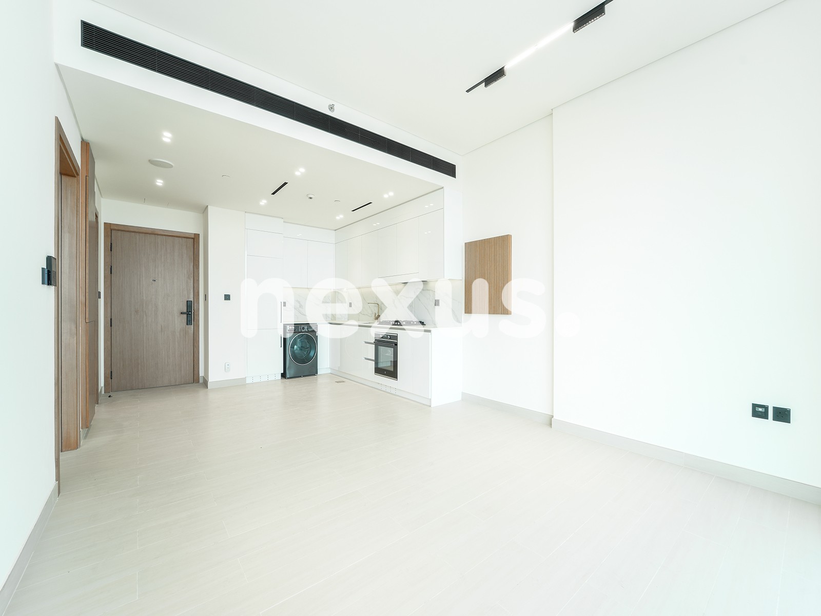 HIGH FLOOR | PRIME LOCATION | NEGOTIABLE