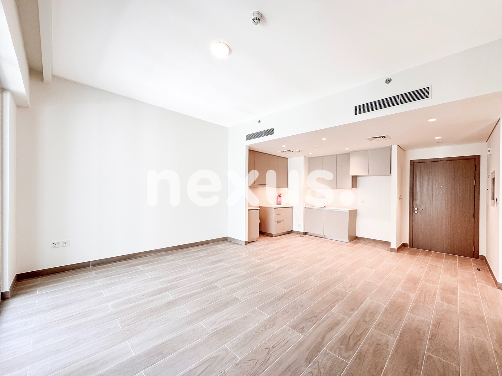 AVAILABLE NOW | COMMUNITY VIEW | NO AGENTS