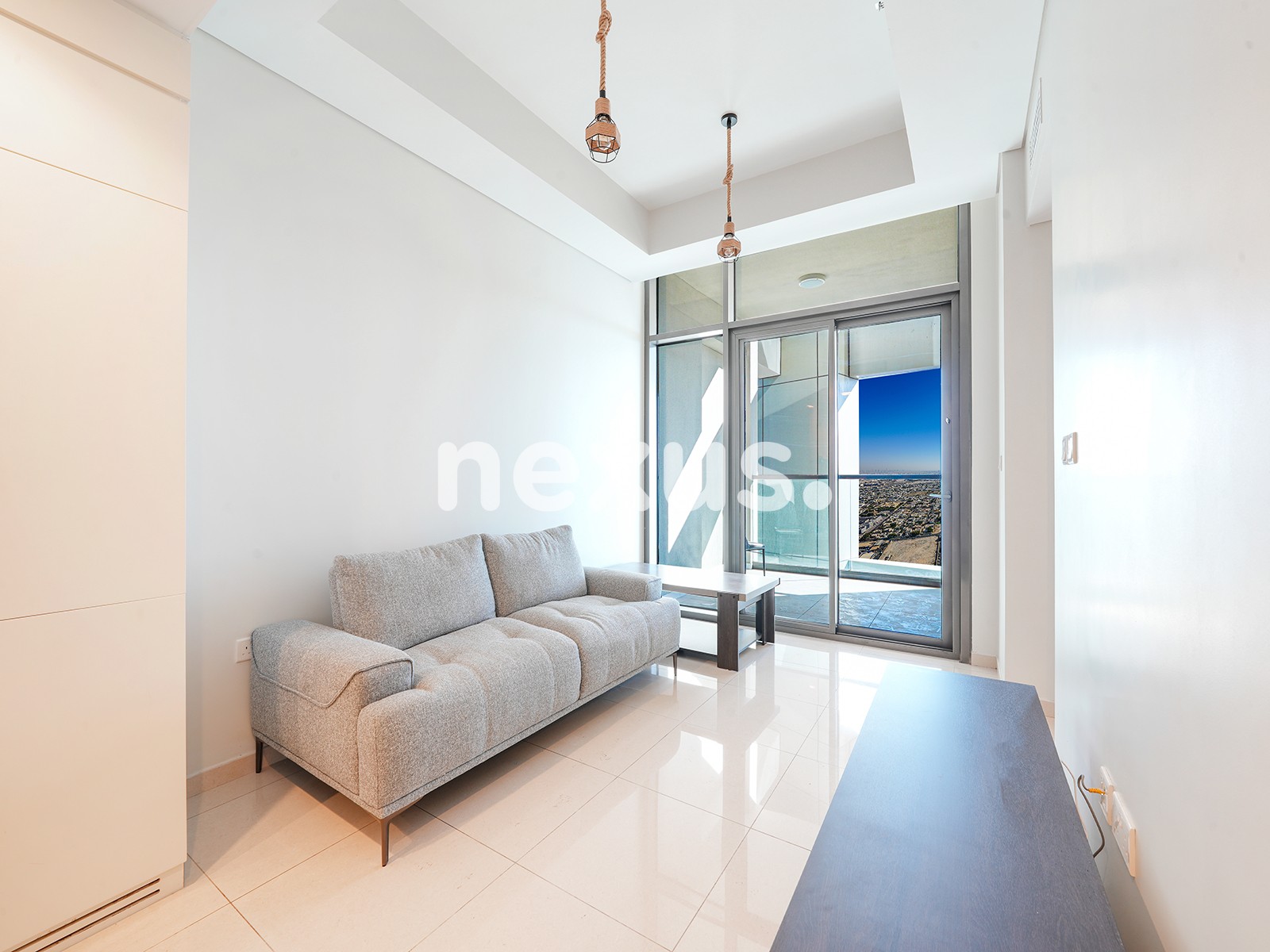 HIGH FLOOR | BURJ AL ARAB VIEW | MAIDS ROOM