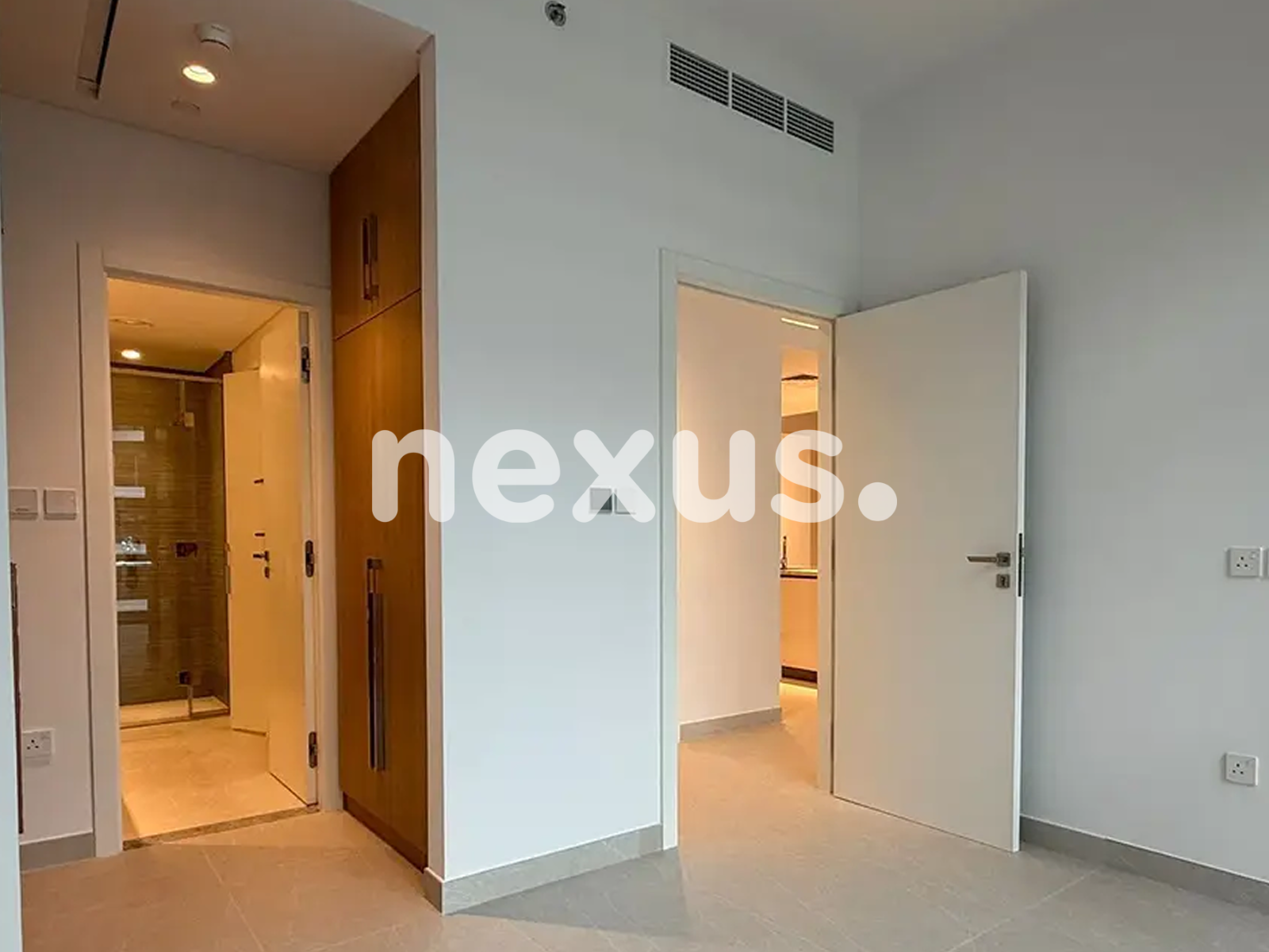 BOULEVARD VIEWS| SEMI FURNISHED| EXCLUSIVE
