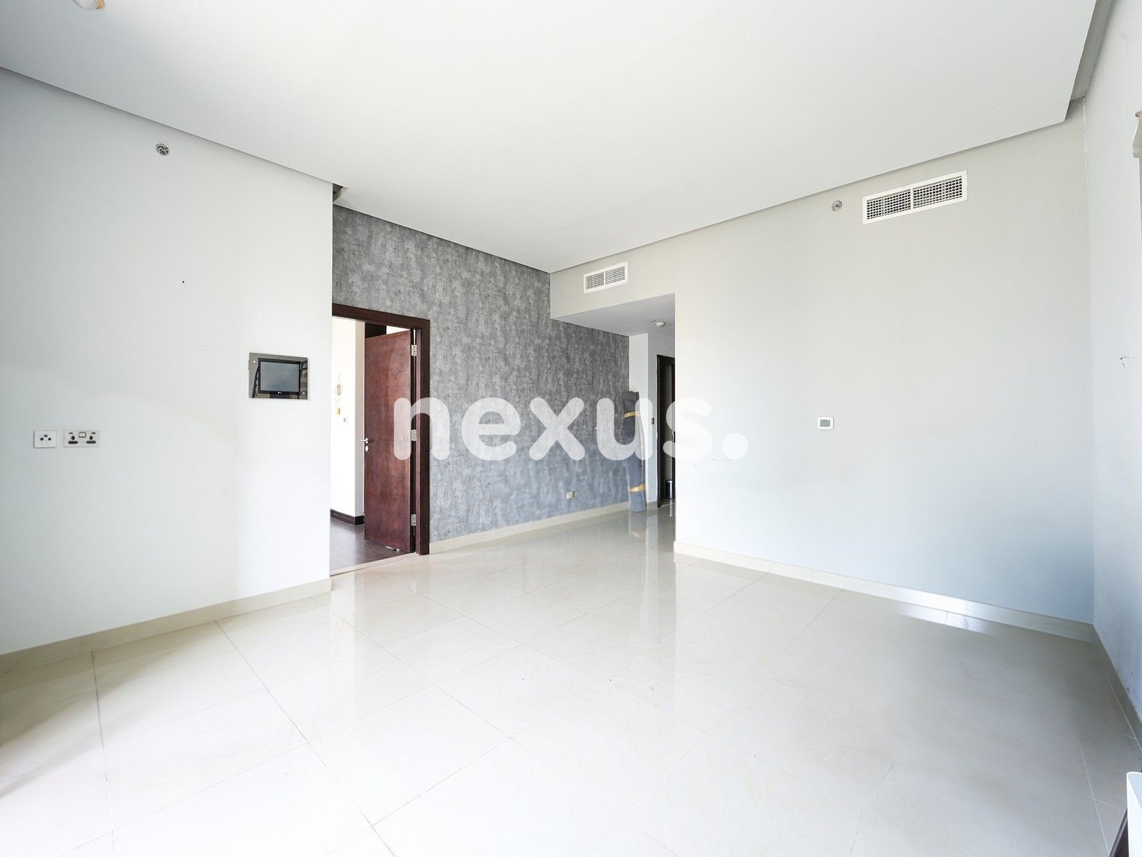 Vacant | Spacious | Balcony | Prime Location