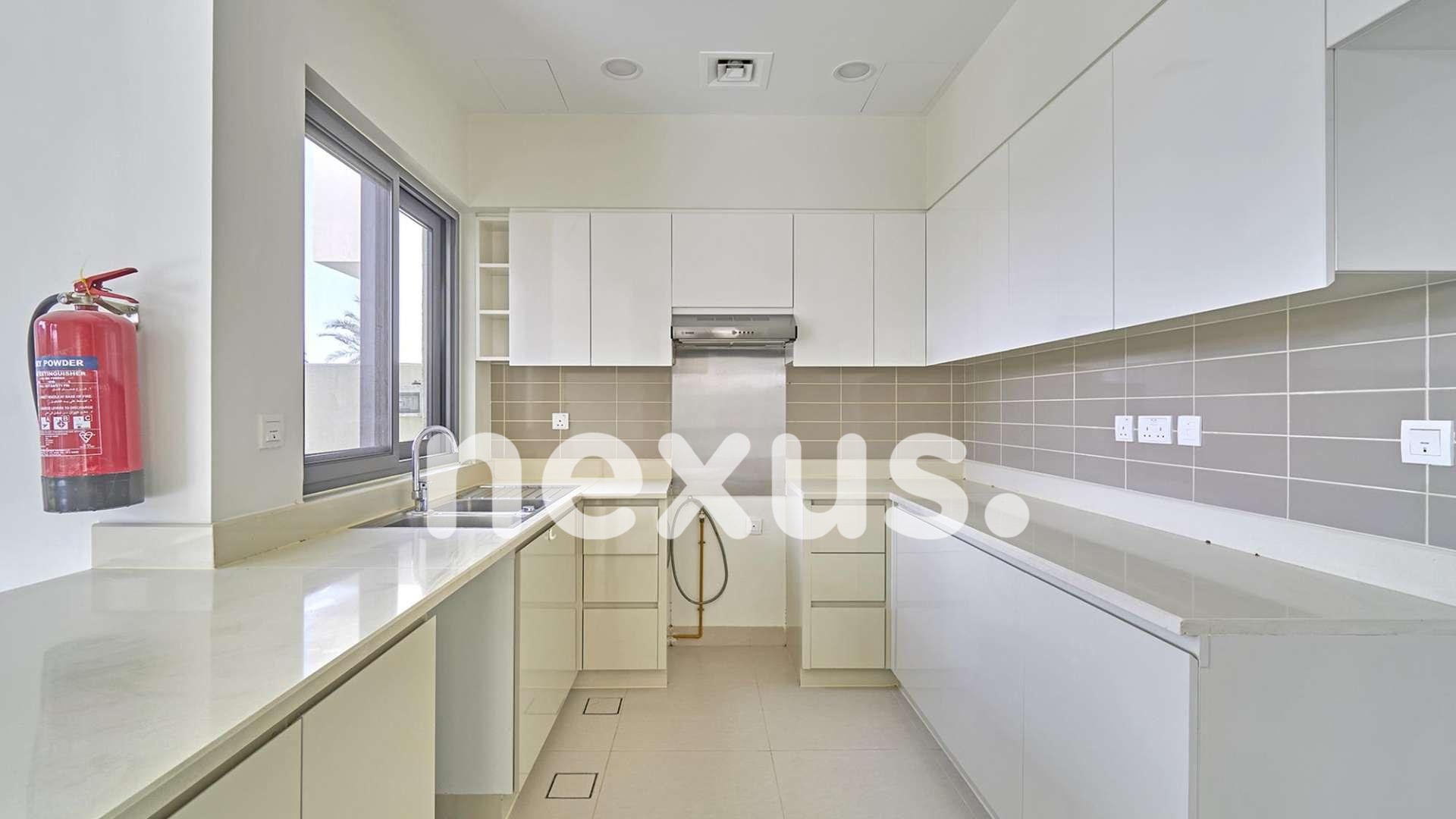 Family Living | End Unit | Landscaped Garden
