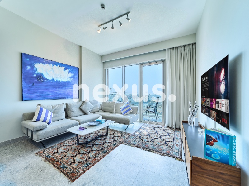 BRIGHT & SPACIOUS FULLY FURNISHED 2BR