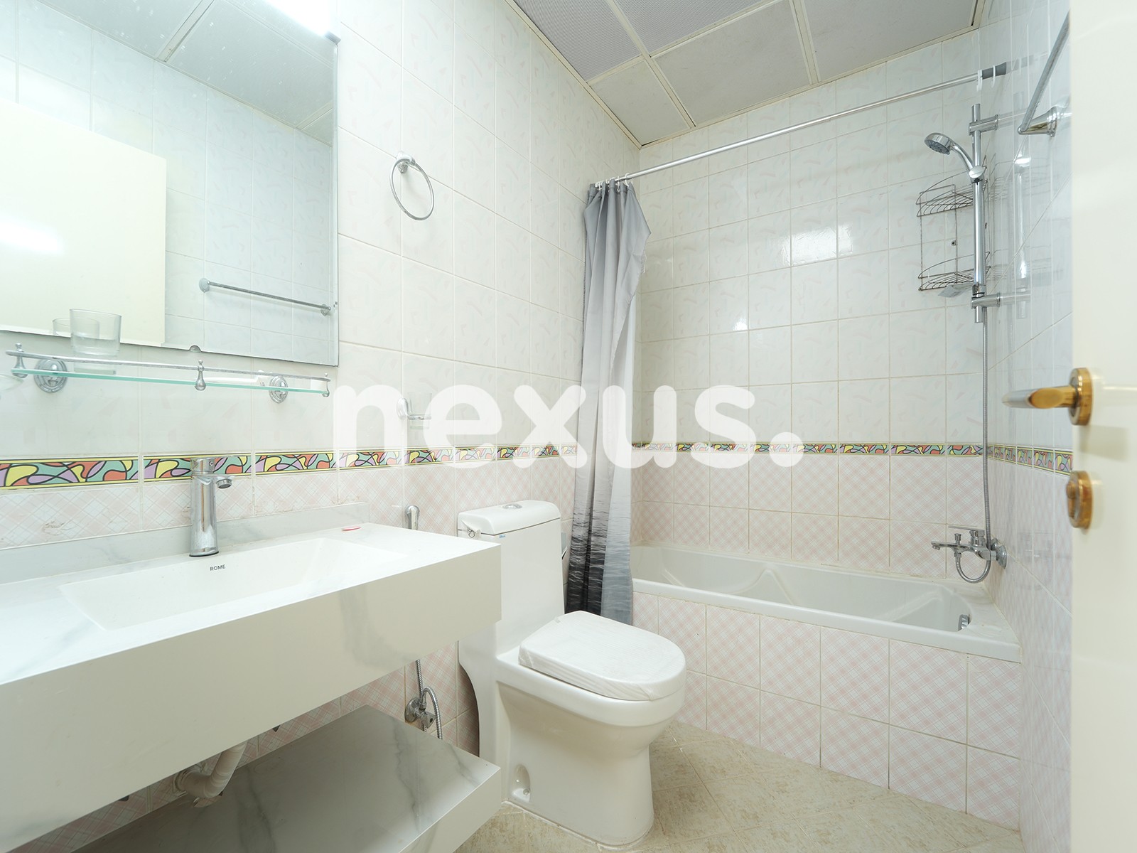 Semi-independent | Swimming Pool | Spacious