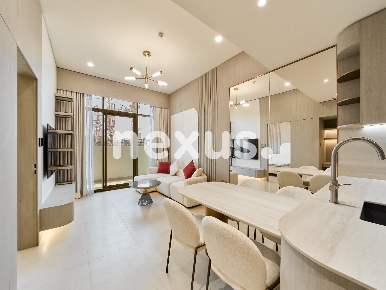 EXCLUSIVE | FULLY FURNISHED | VACANT ON 5 NOVEMBER