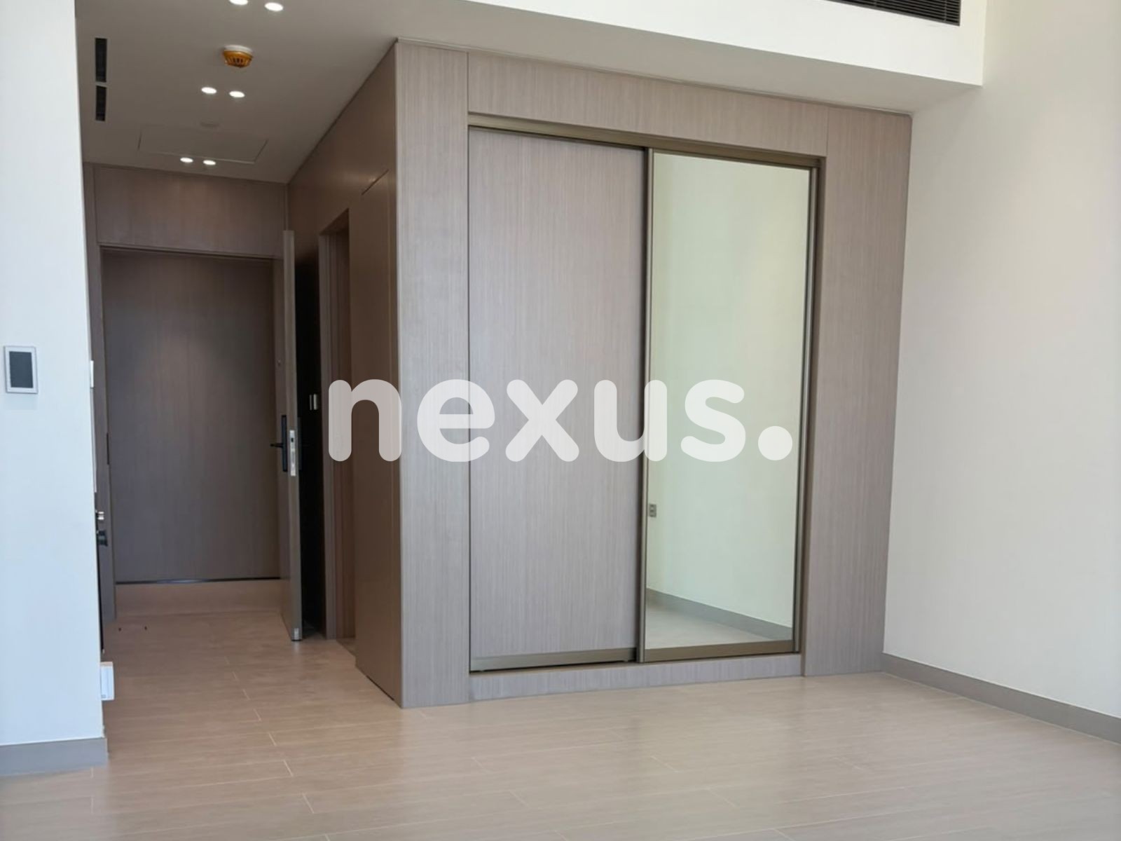 Open View | Tenanted | Modern Studio