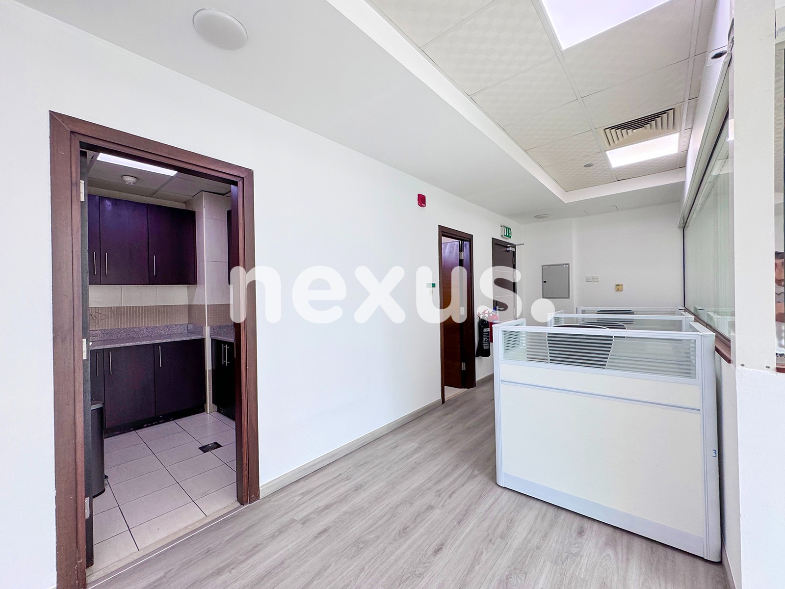 Vacant | Corner Office | Close To Metro
