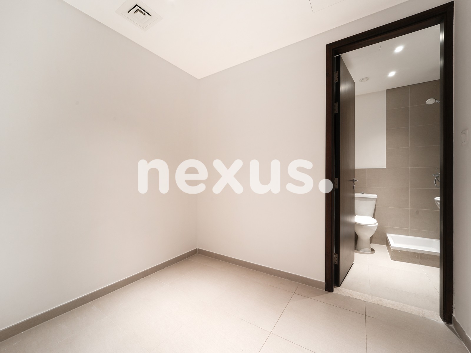 3BD + MAID ROOM| SPACIOUS | PREMIUM LIVING| VACANT
