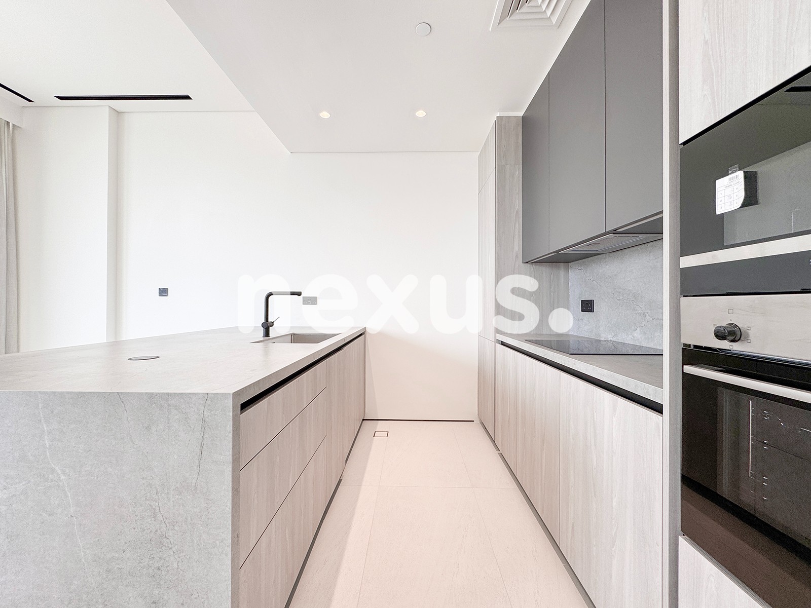 Luxury Interiors | Fitted Appliances | Brand New
