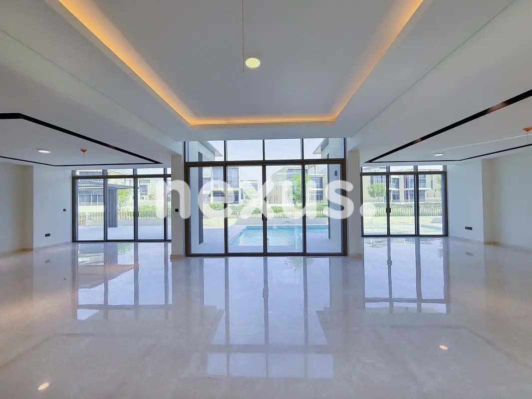 Private Pool | Corner Unit | Prime Location