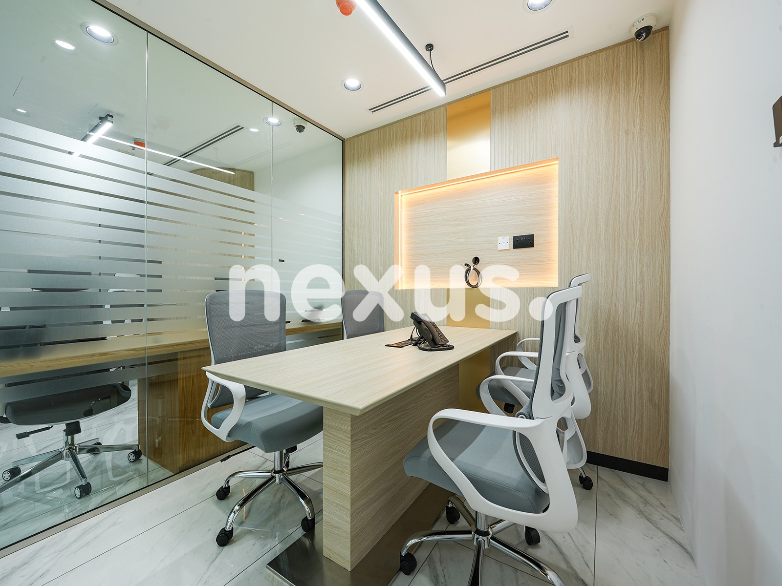 FULLY FURNISHED | VACANT | PRIME LOCATION
