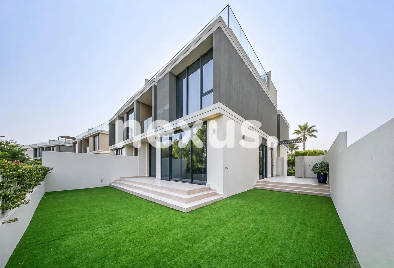 Golf Views | Vacant | Priced to Sell