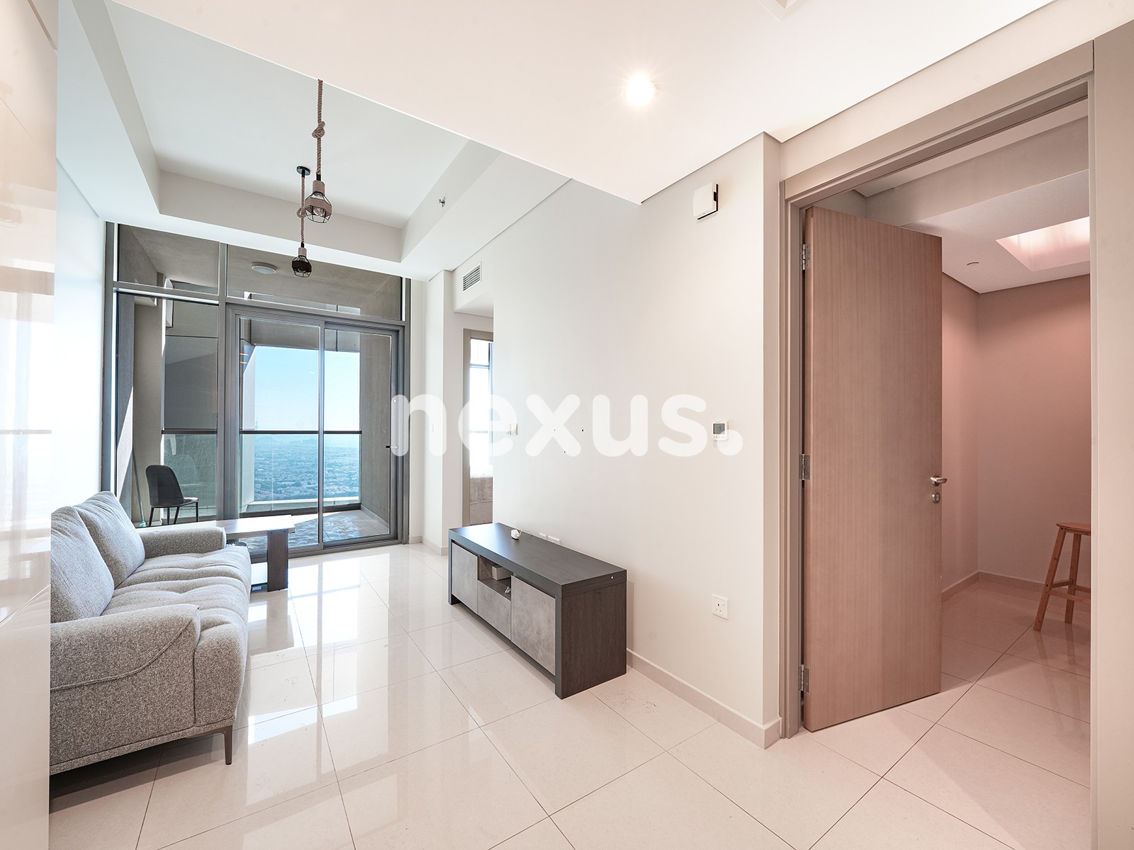 HIGH FLOOR | BURJ AL ARAB VIEW | MAIDS ROOM