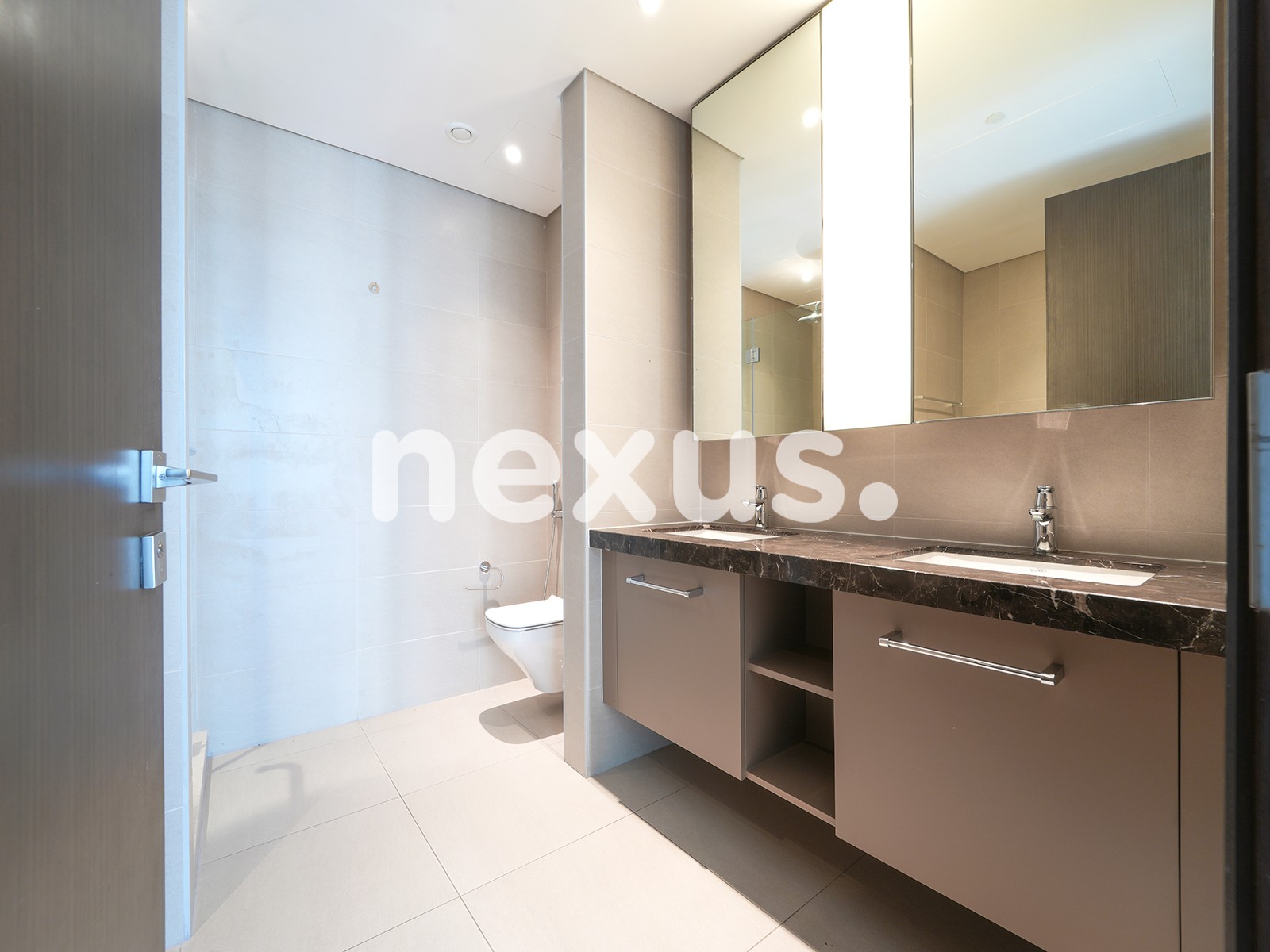 3BD with MAID ROOM| SPACIOUS | HIGH FLOOR | VACANT