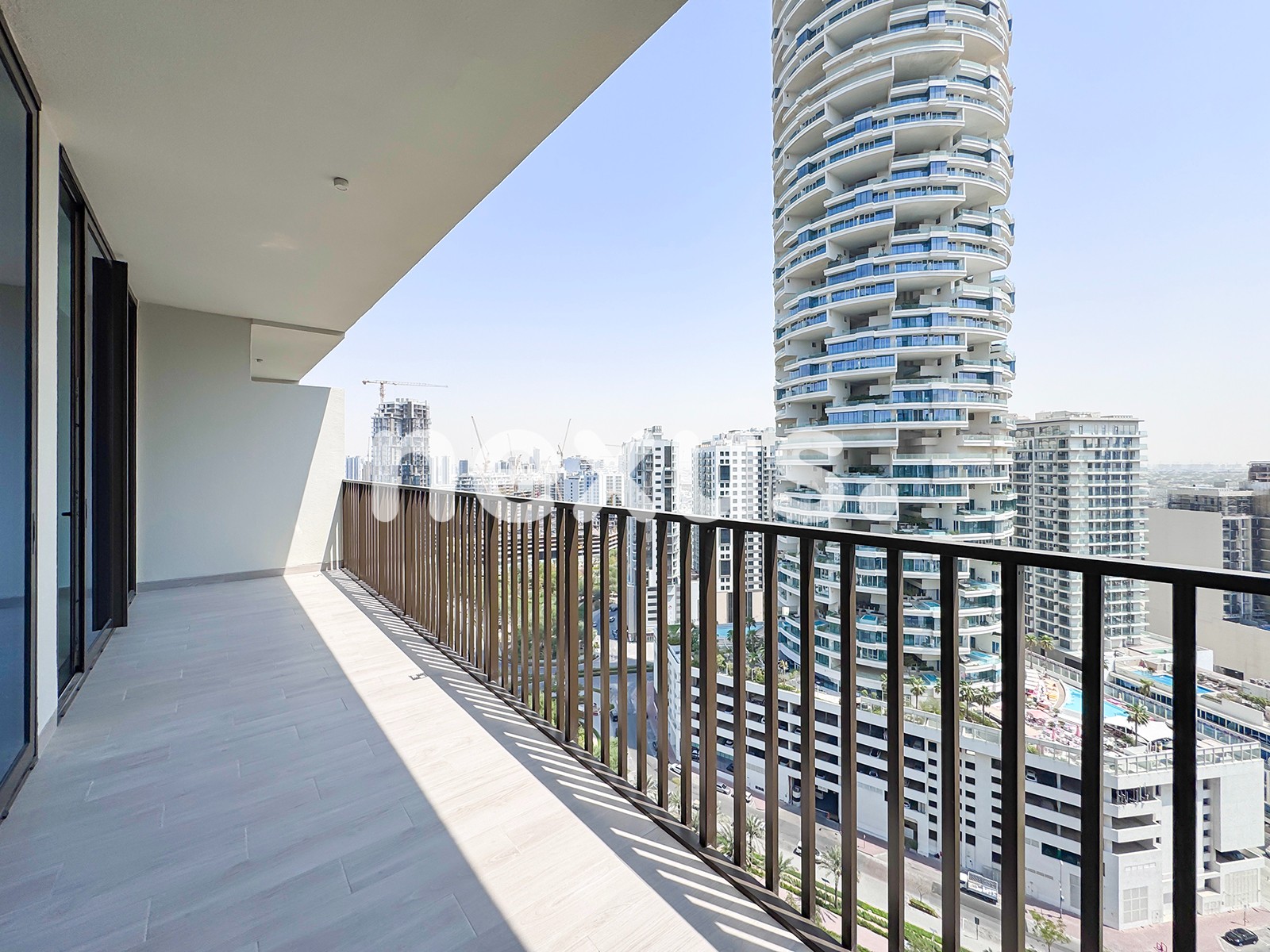Ultra Modern | High Floor | Top Class Amenities