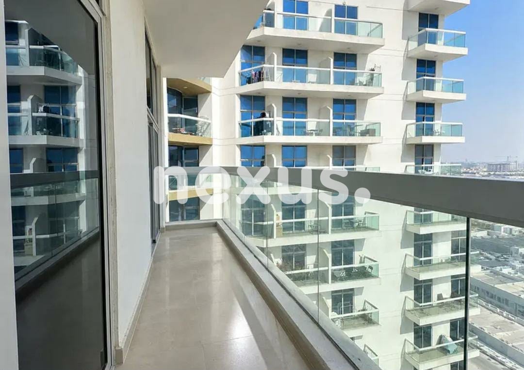 Chiller free | Prime location | 4 cheques