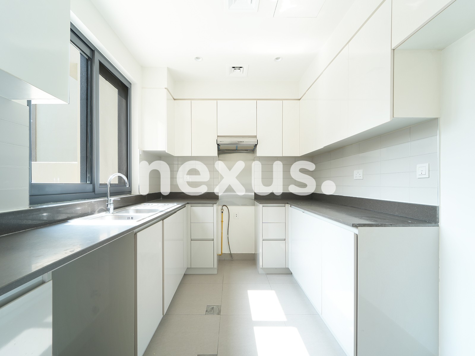 Family Living | Greenbelt | Landscaped Garden
