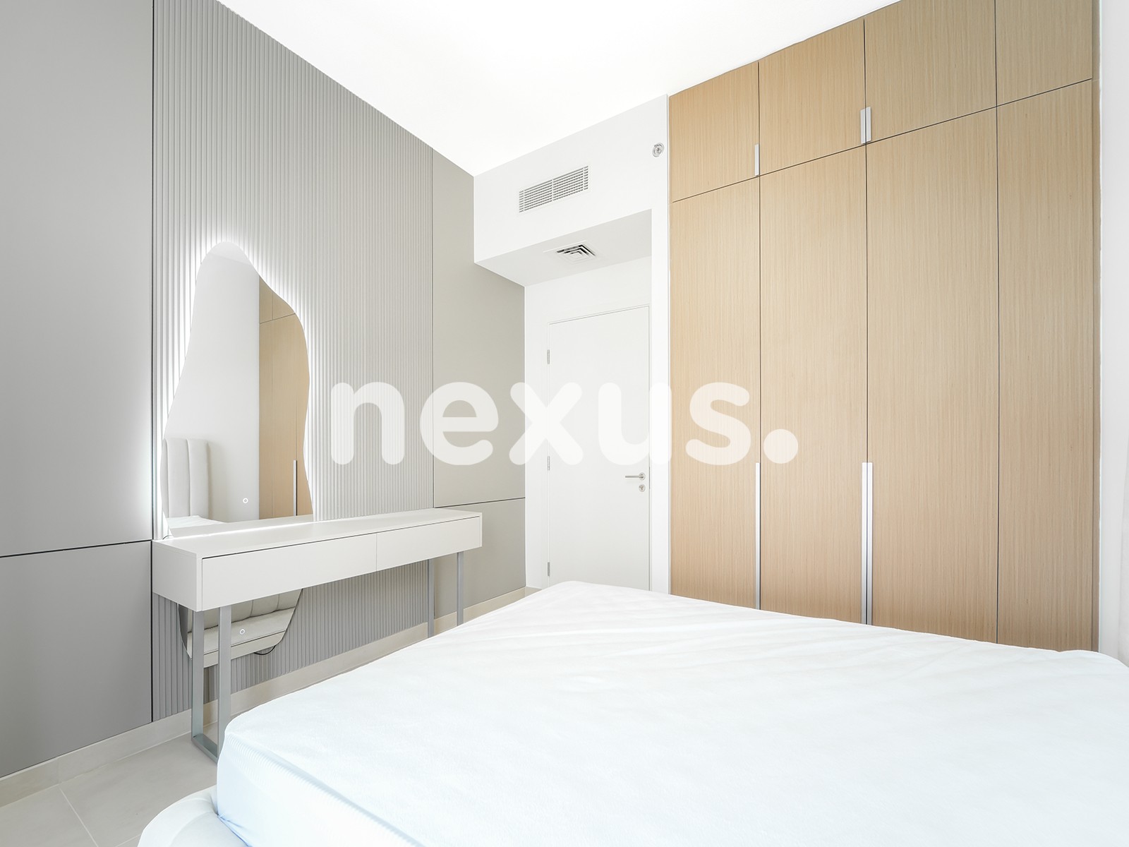 FURNISHED | CANAL VIEW | NO AGENTS | BRAND NEW