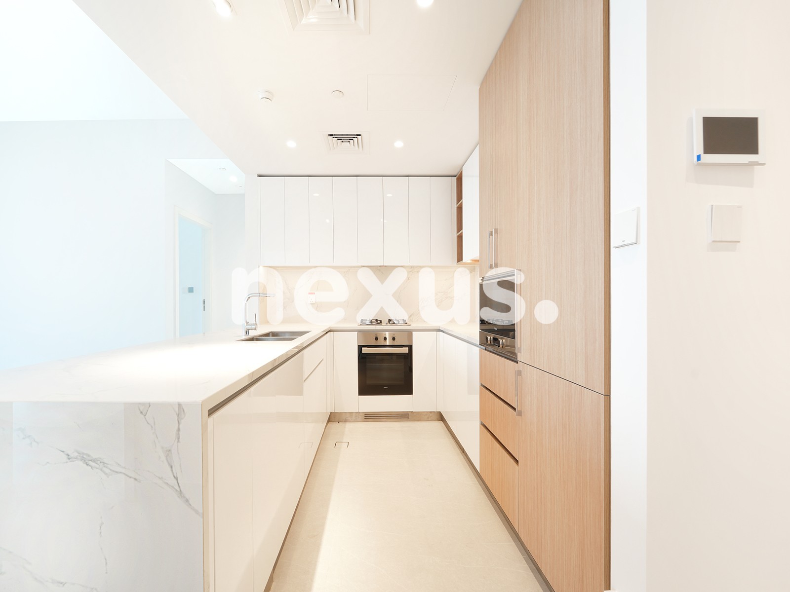 2BD | GOLF VIEWS | HIGH FLOOR | AVAILABLE