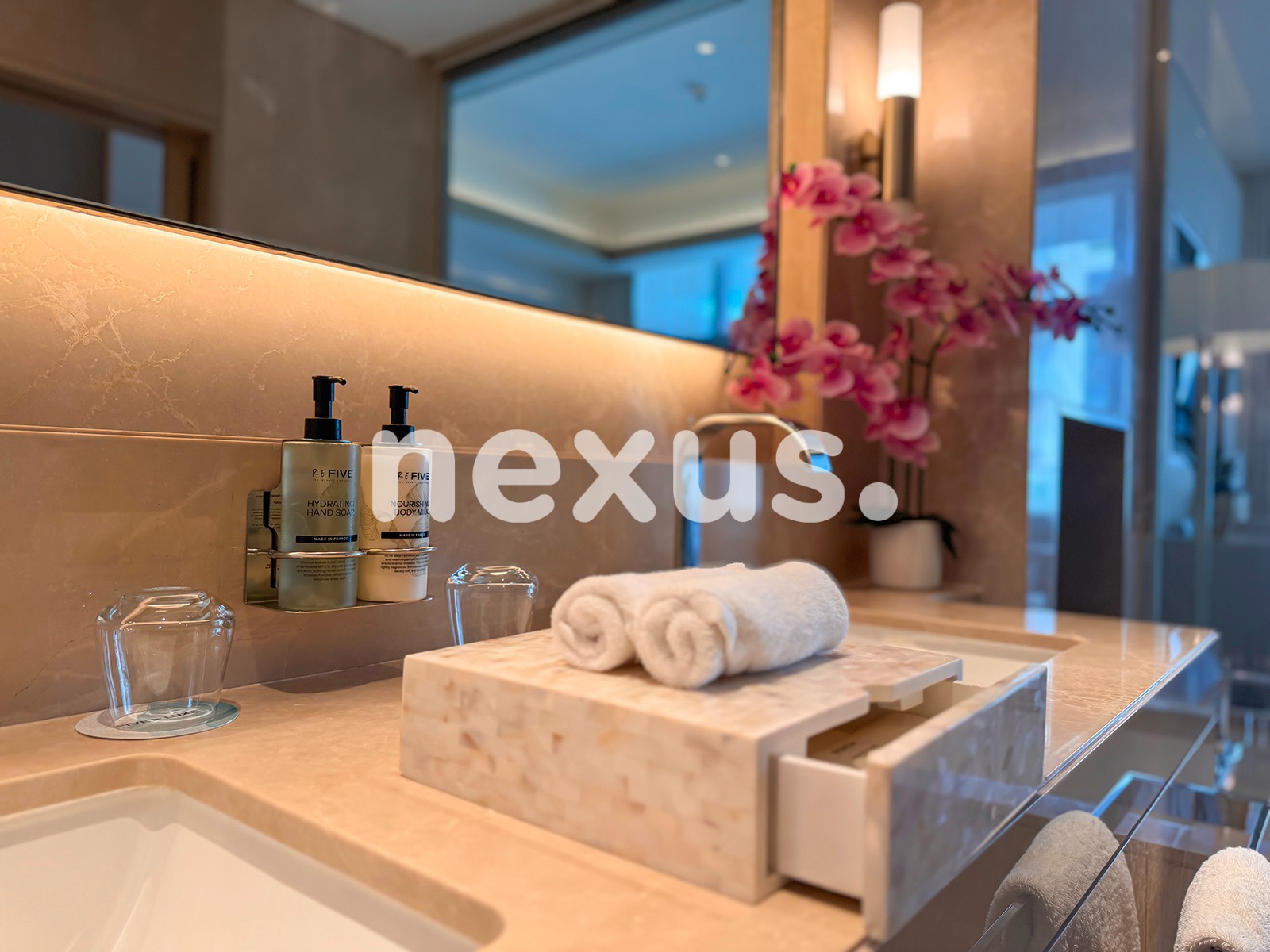 FIVE LUXE JBR | Exclusive Beachfront Property