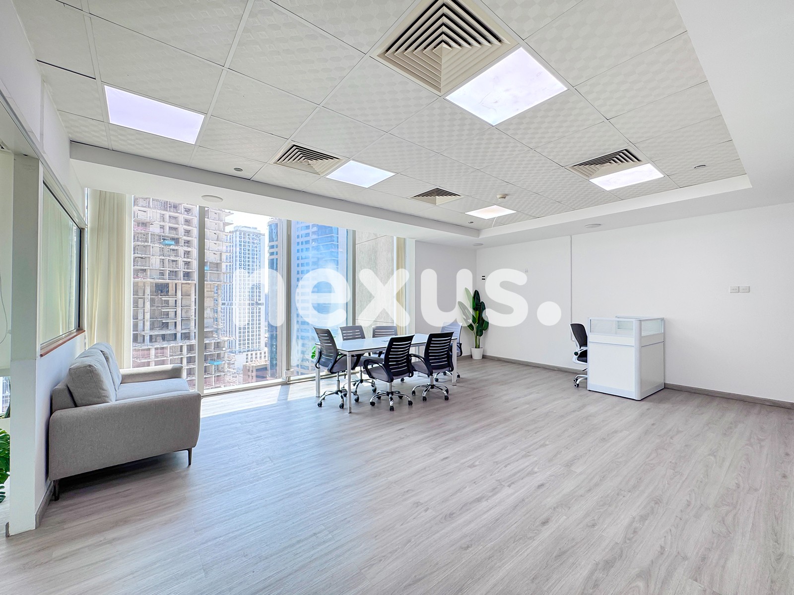 Vacant | Corner Office | Close To Metro