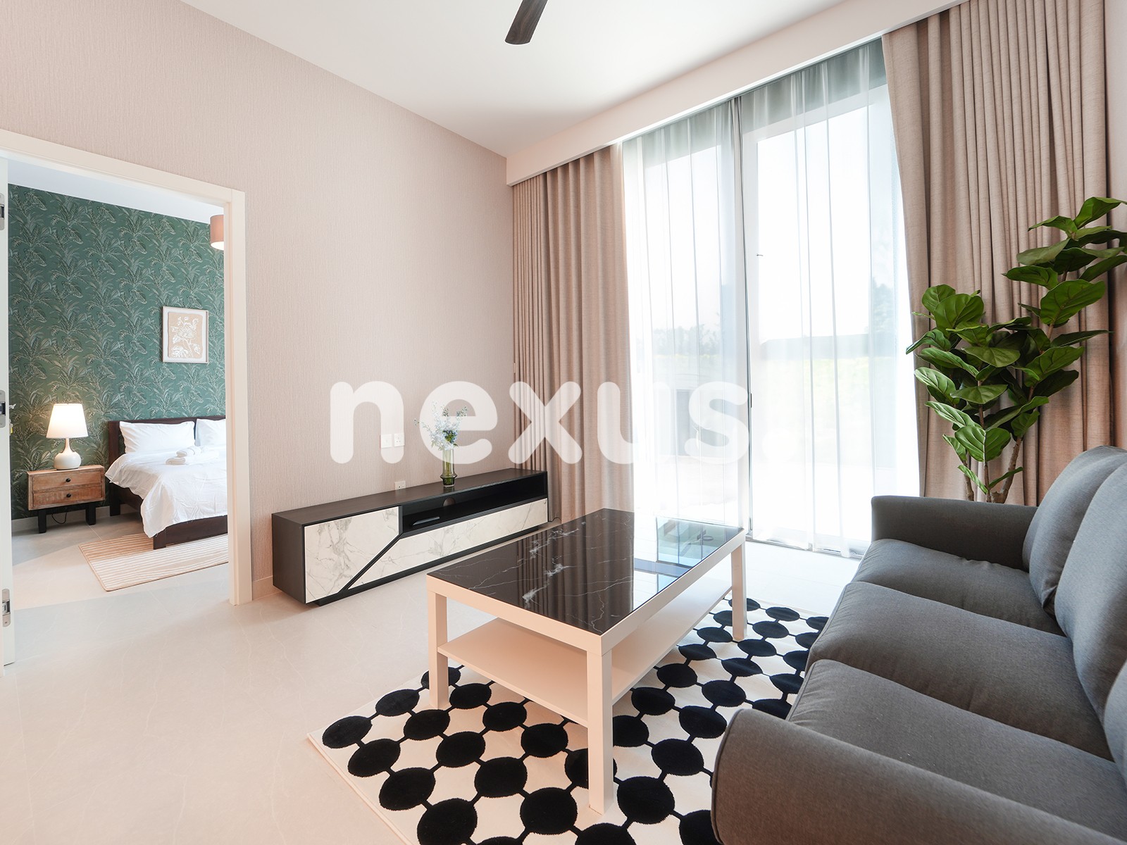 1BD | SPACIOUS | FULLY FURNISHED | VACANT