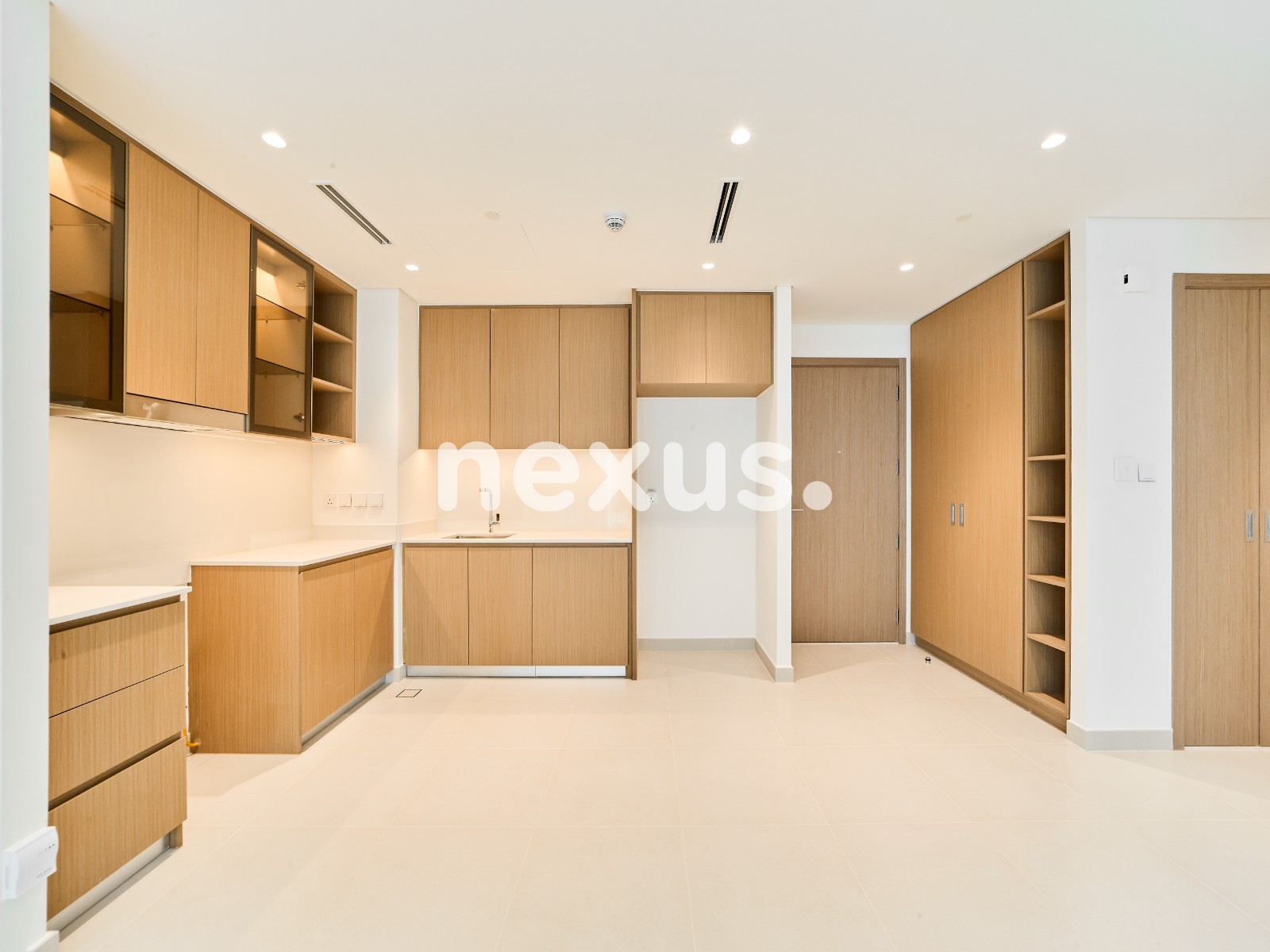 BEACH ACCESS | SPACIOUS LAYOUT | BRAND NEW