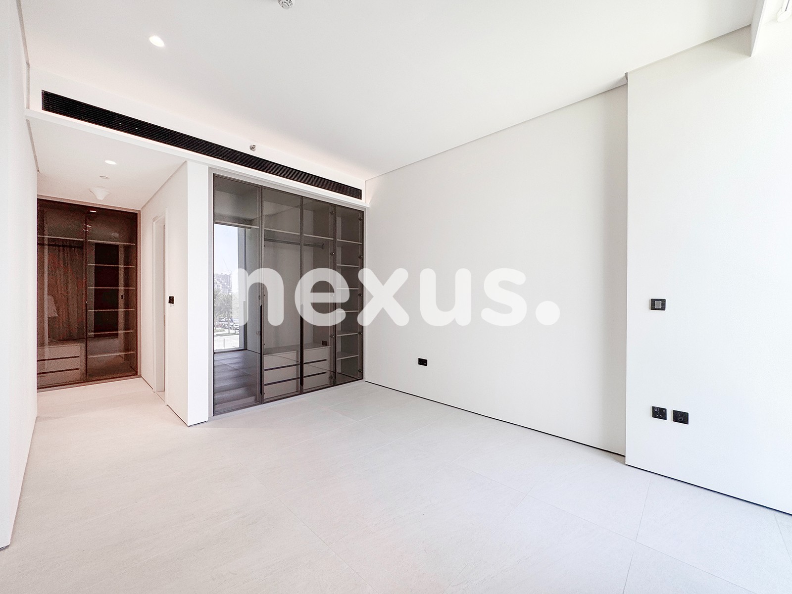 Luxury Interiors | Fitted Appliances | Brand New