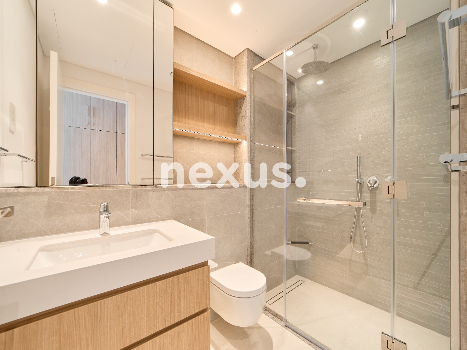 1BD | SPACIOUS | HIGH FLOOR| VACANT