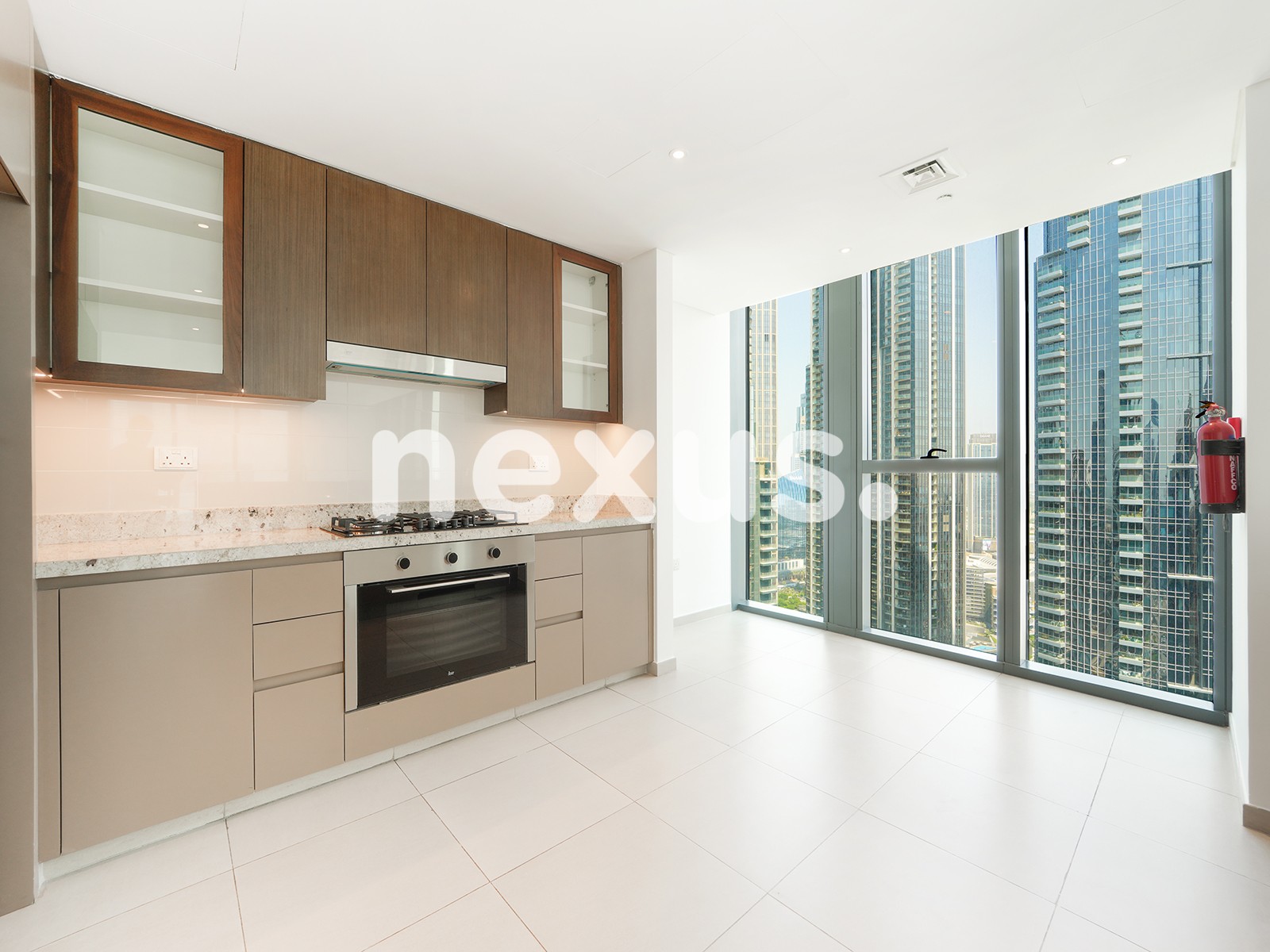 3BD + MAID ROOM| SPACIOUS | PREMIUM LIVING| VACANT