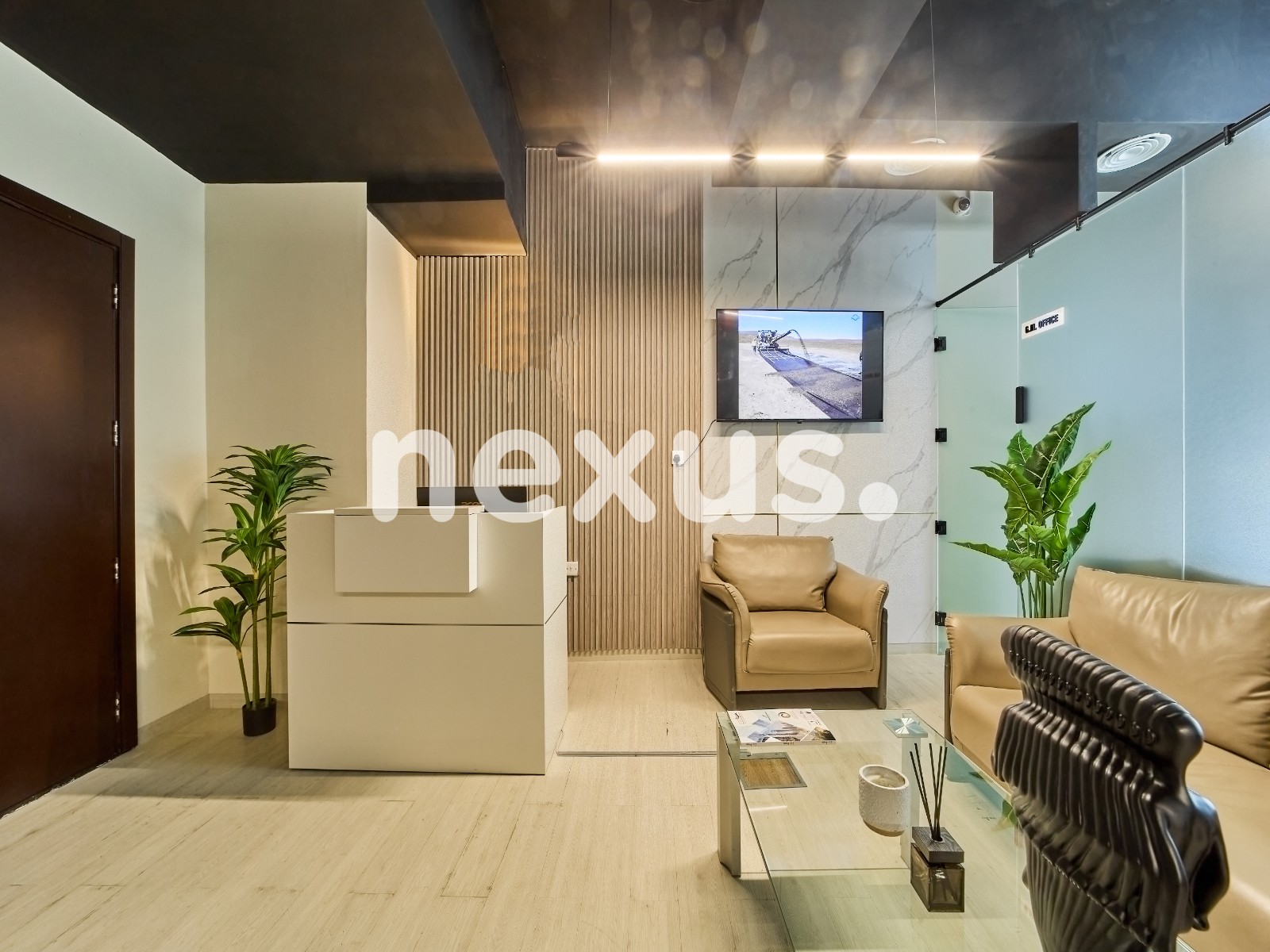 SEA VIEW | VACANT | FULLY FURNISHED