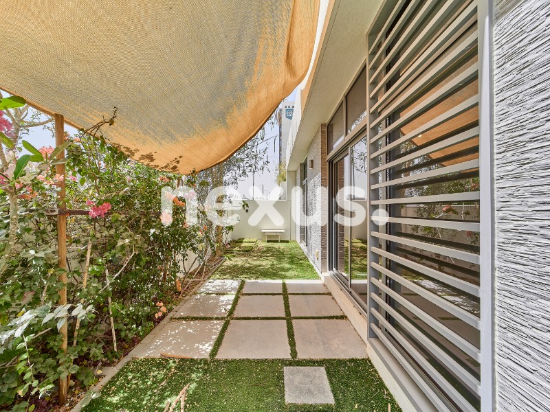 Single Row | Spacious | Well Maintained