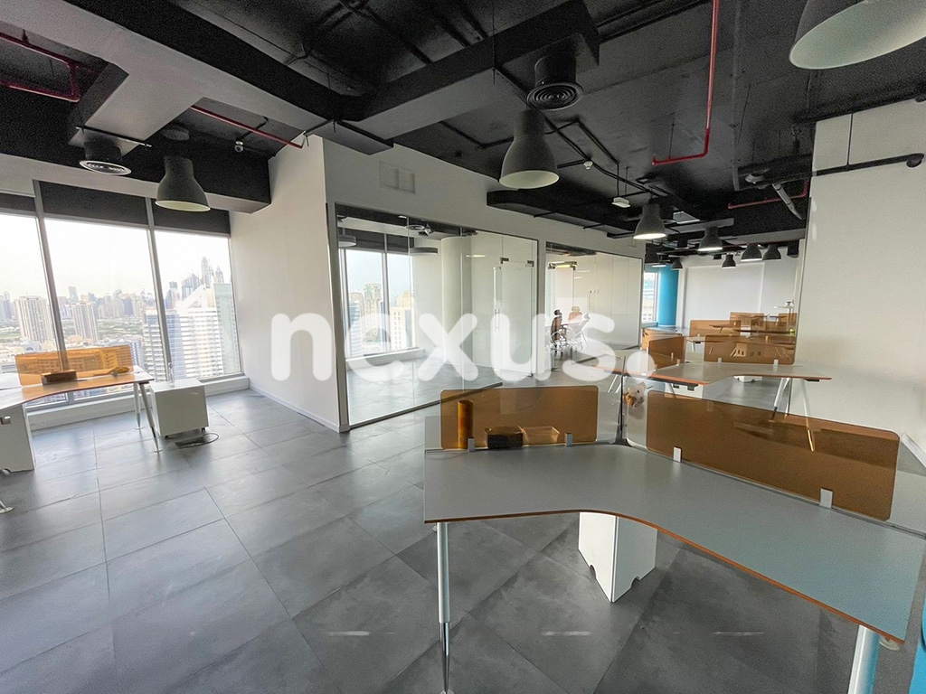 FULLY FURNISHED | TENANTED | HIGH FLOOR