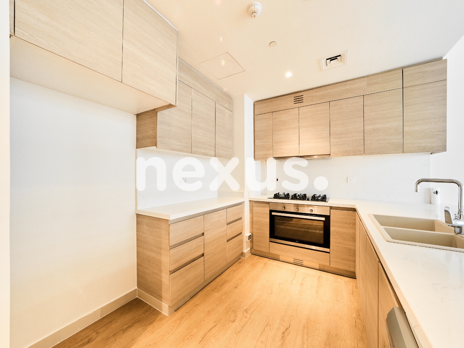 COMMUNITY VIEW | VACANT | UNFURNISHED | UPGRADED