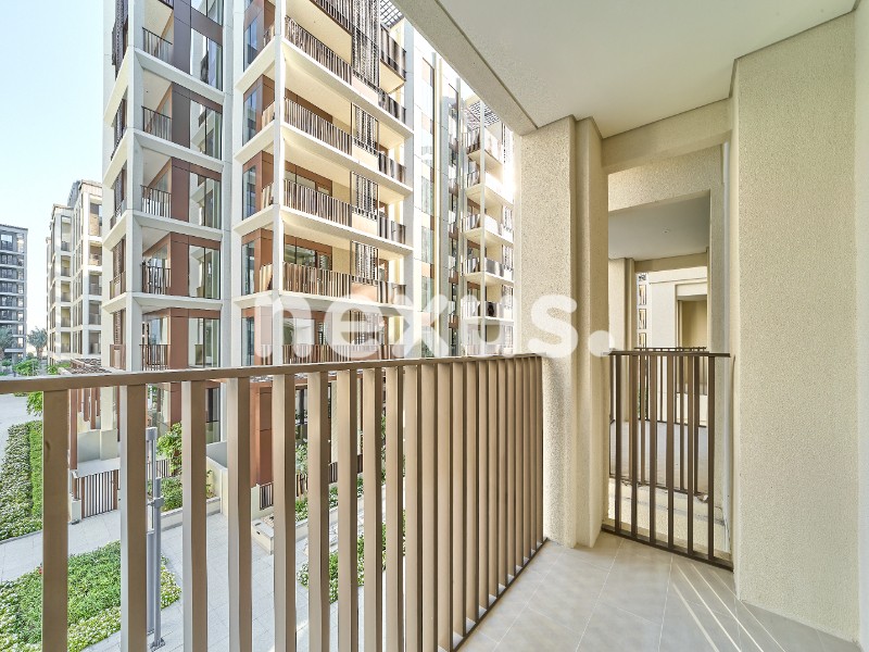 CORNER UNIT | LARGE LAYOUT | AVAILABLE OCT