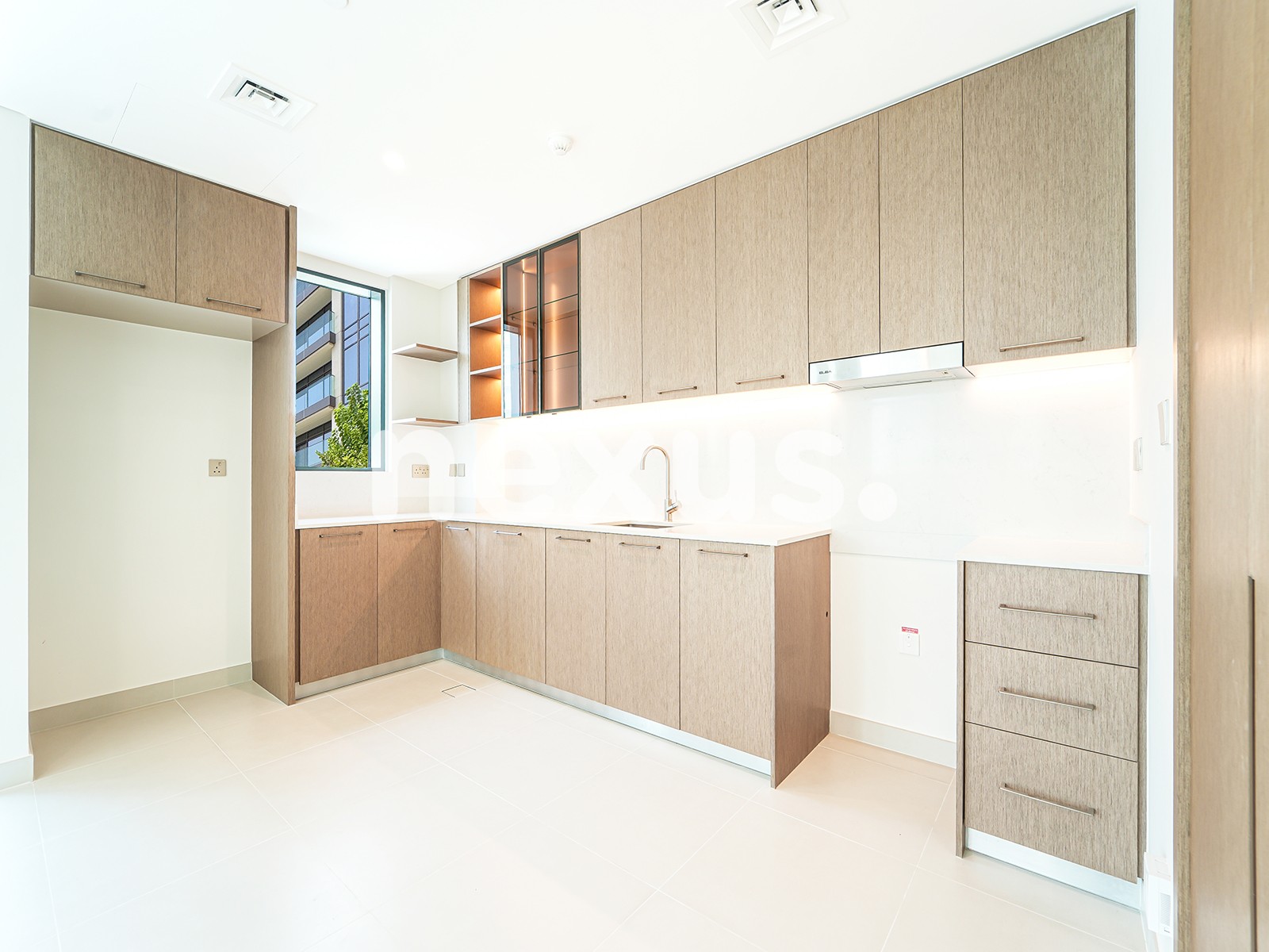 PRIME WATERFRONT | CREEK ISLAND | UNFURNISHED