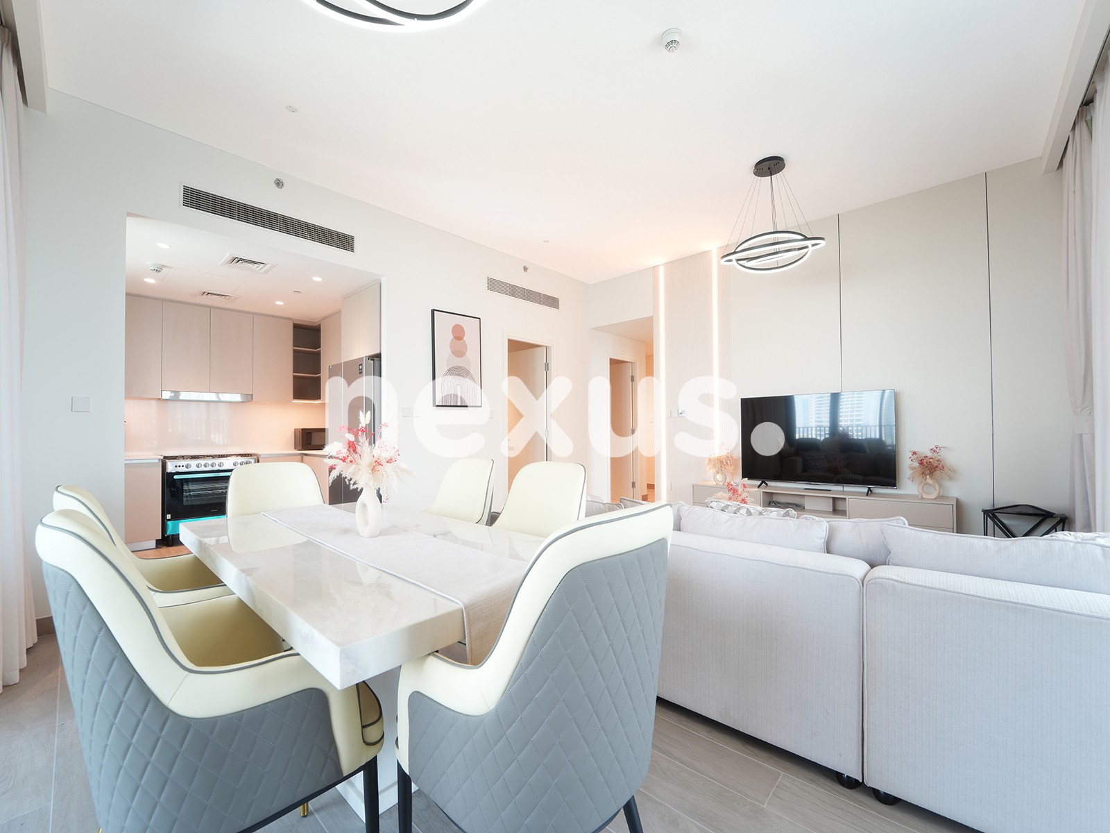 AVAILABLE NOW | FURNISHED | NO AGENTS | CANAL VIEW